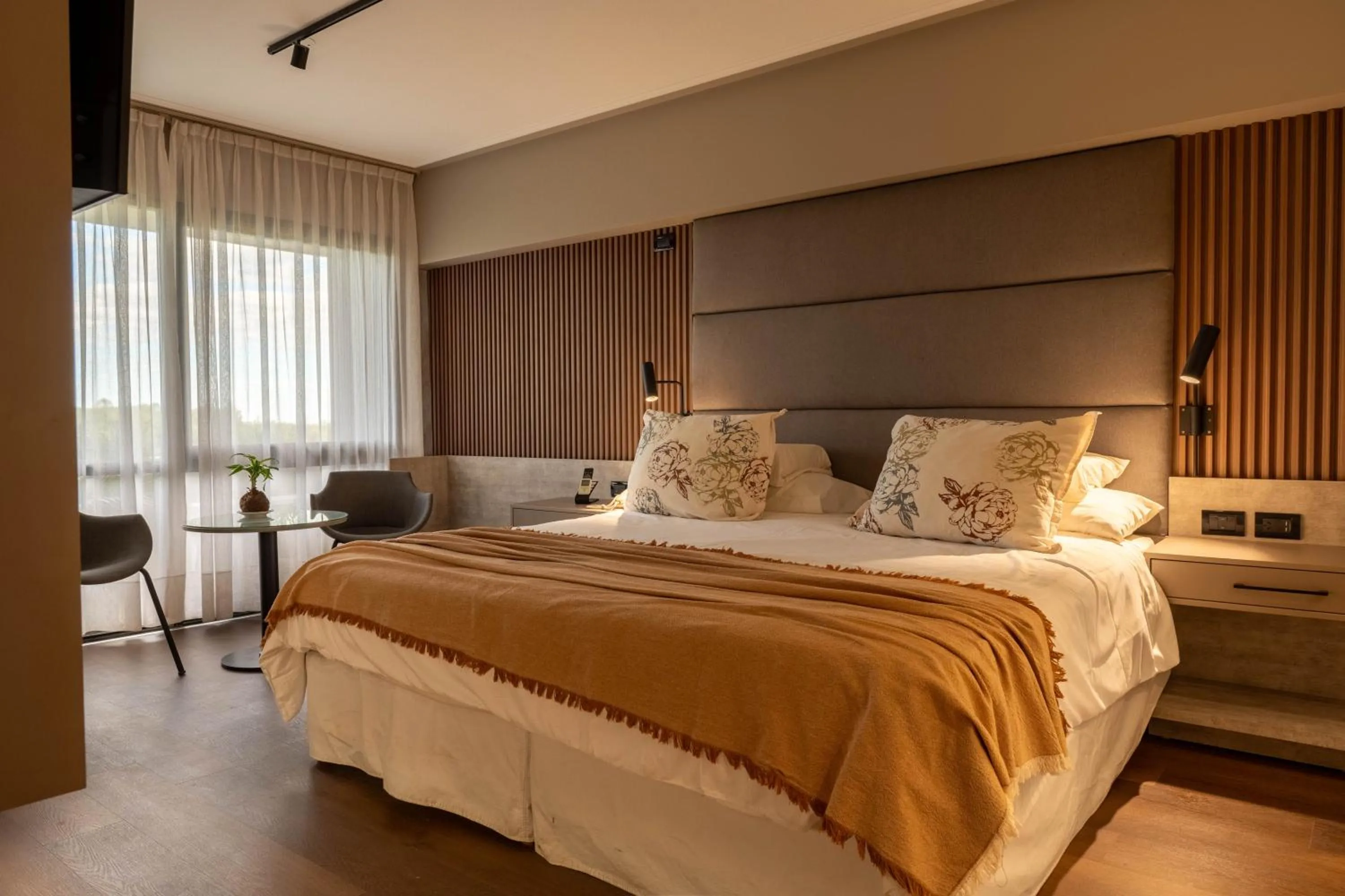 Bed in Garden Park Hotel