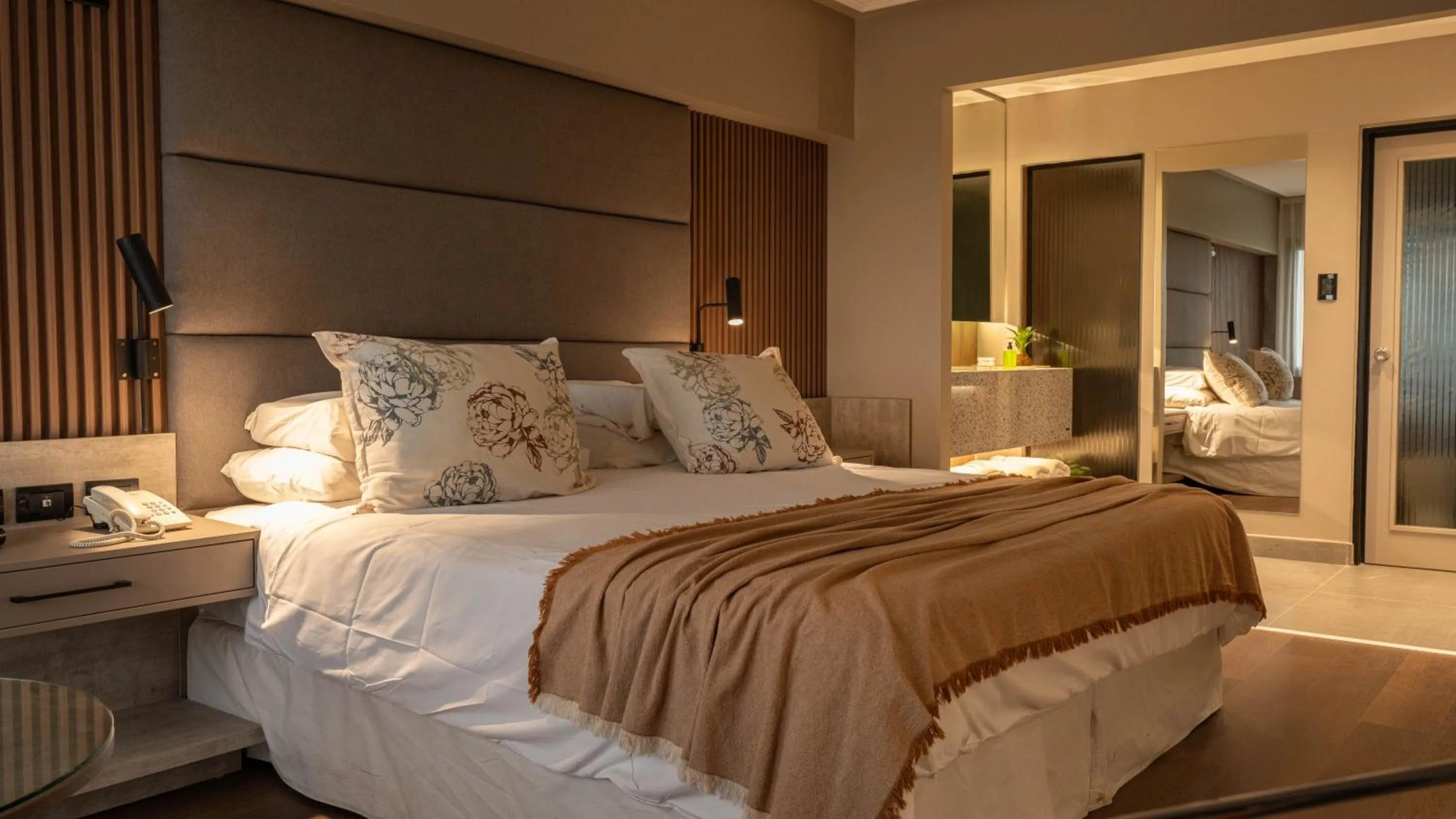 Bedroom, Bed in Garden Park Hotel