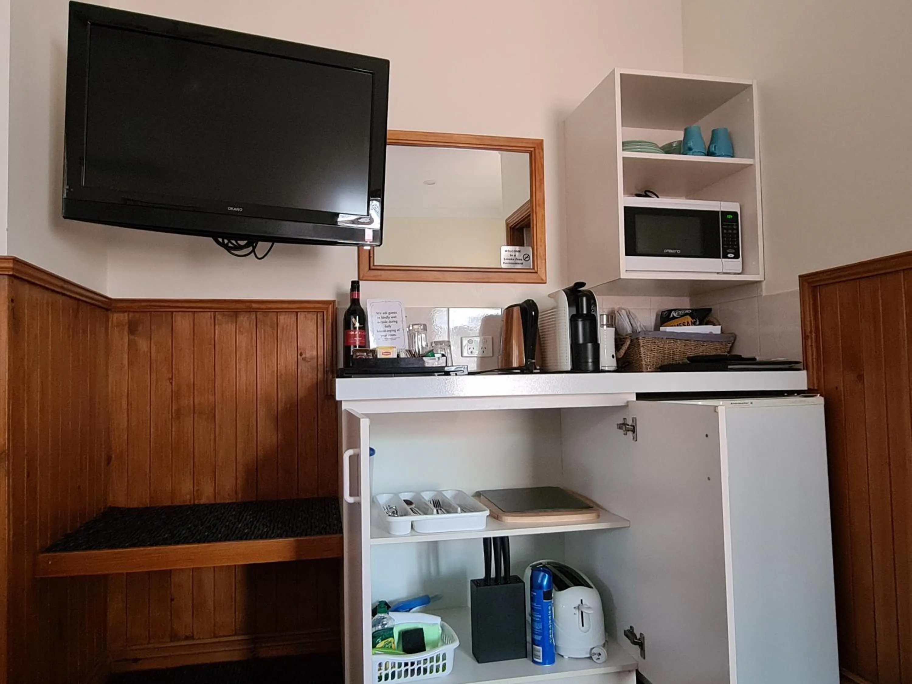 TV and multimedia in Forest Lodge Resort