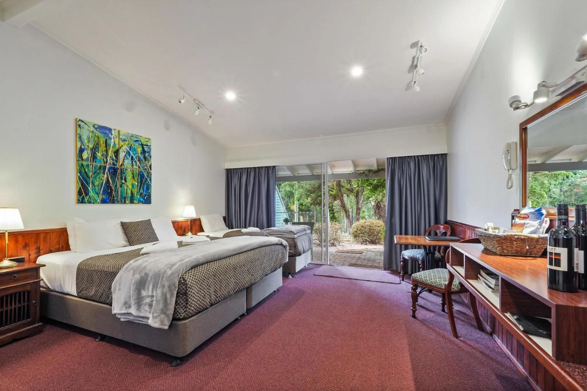Bedroom, Bed in Forest Lodge Resort