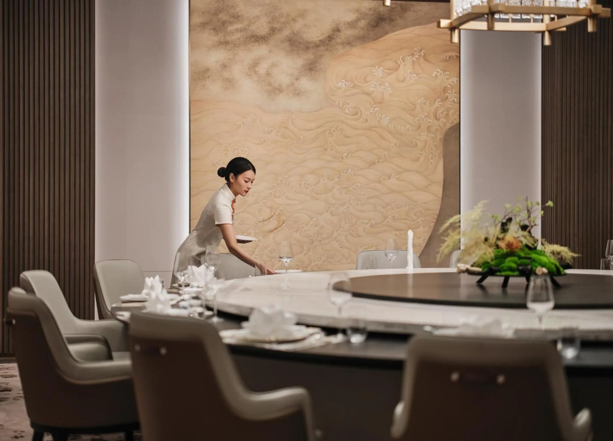 Restaurant/places to eat in The Azure Ningbo, Vignette Collection