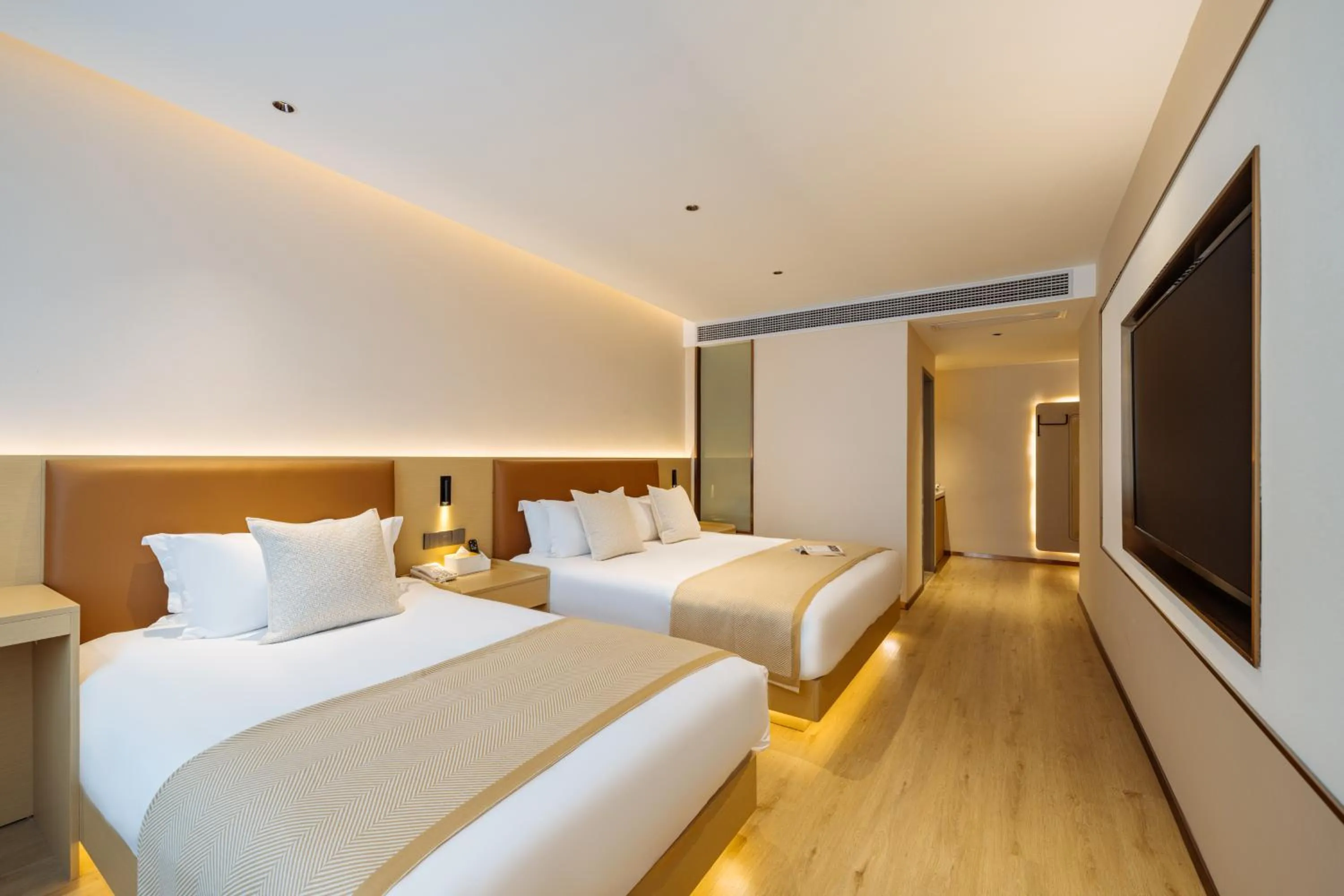 Bedroom, Bed in Old Street Yun Zhu Hotel