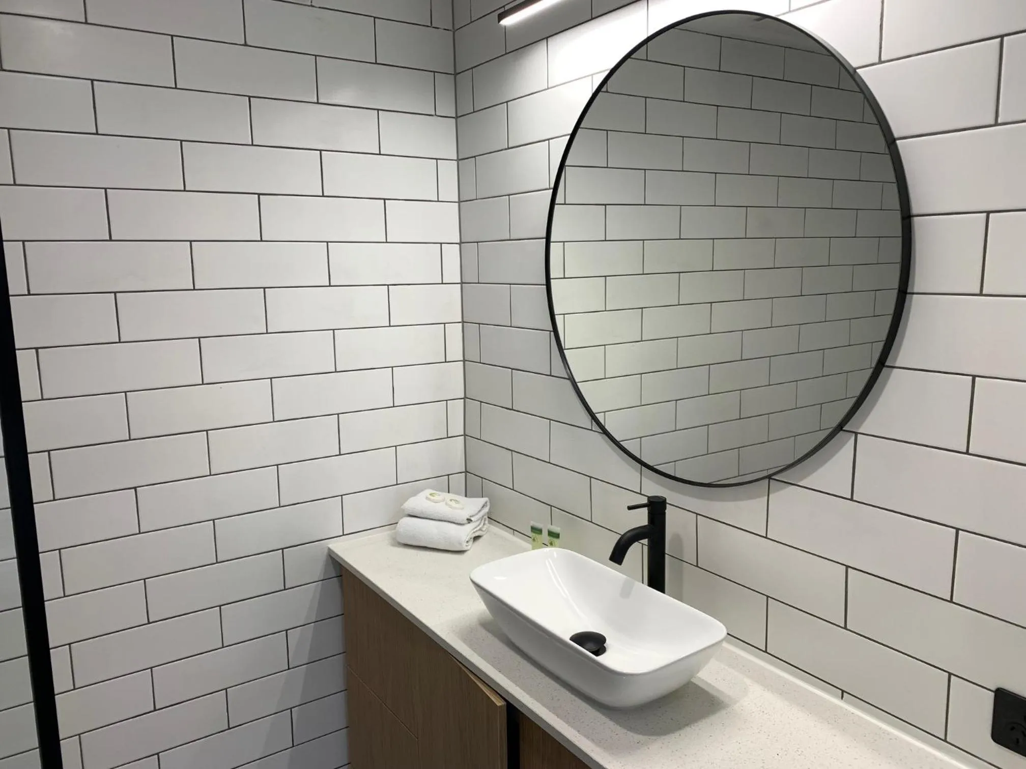 Bathroom in The Osmond Motel & Apartments