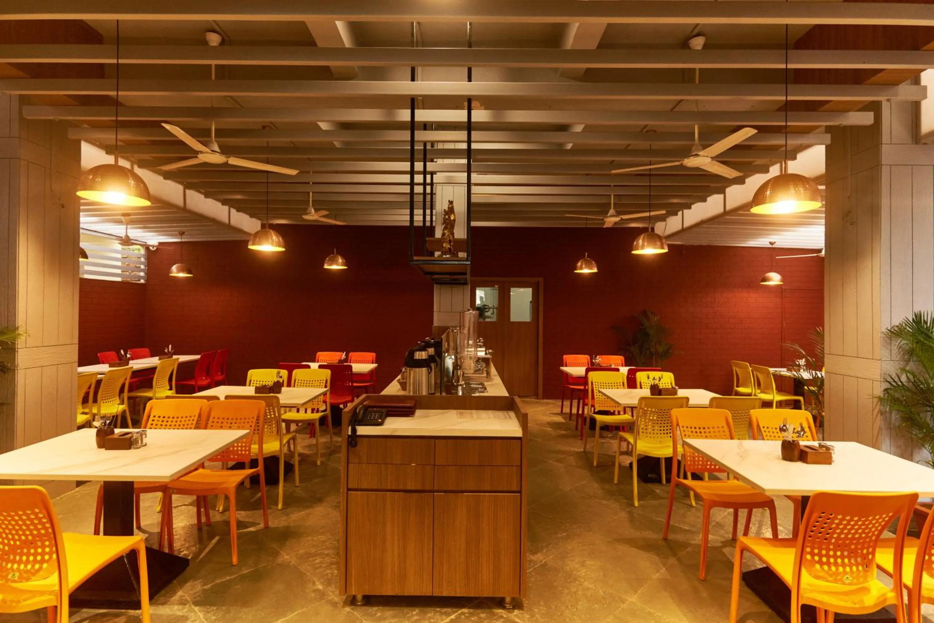 Restaurant/places to eat in Hotel Anand Heritage