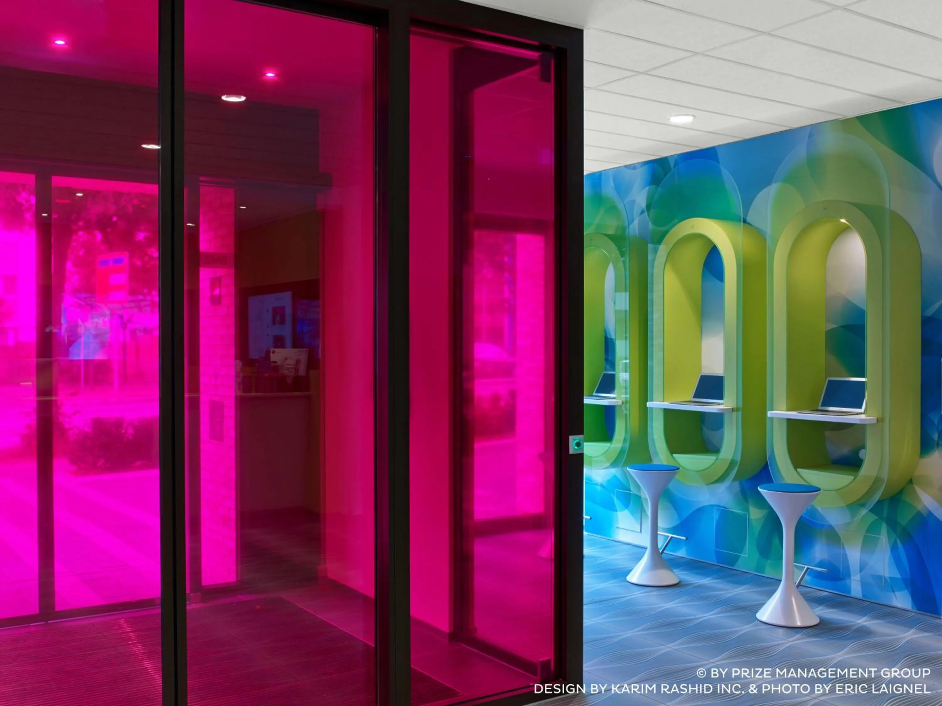 Lobby or reception in prizeotel Hamburg-City