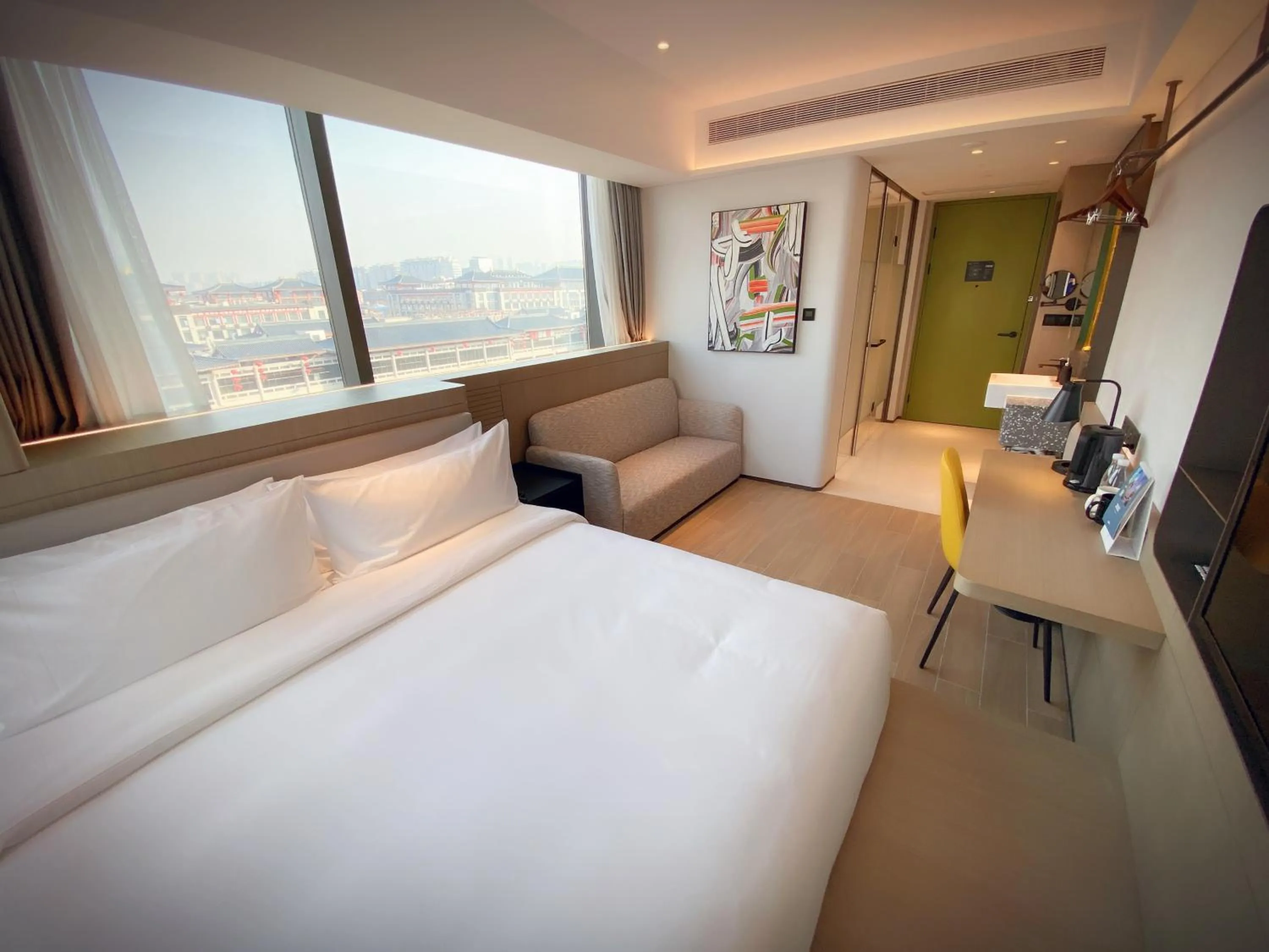 Photo of the whole room, Bed in lyf Dayanta Xi'an