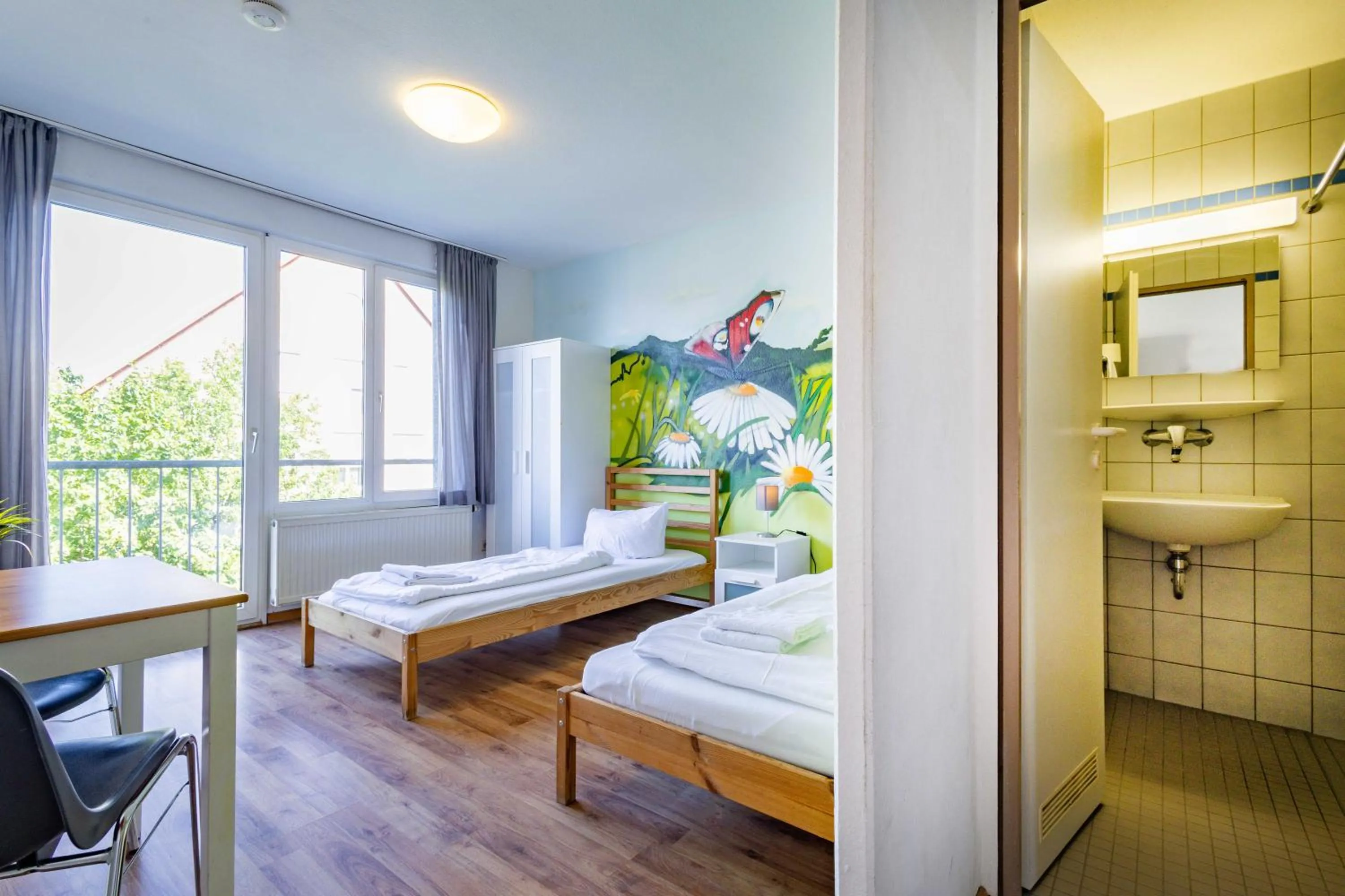 Photo of the whole room, Bed in StayInn Hostel und Gästehaus