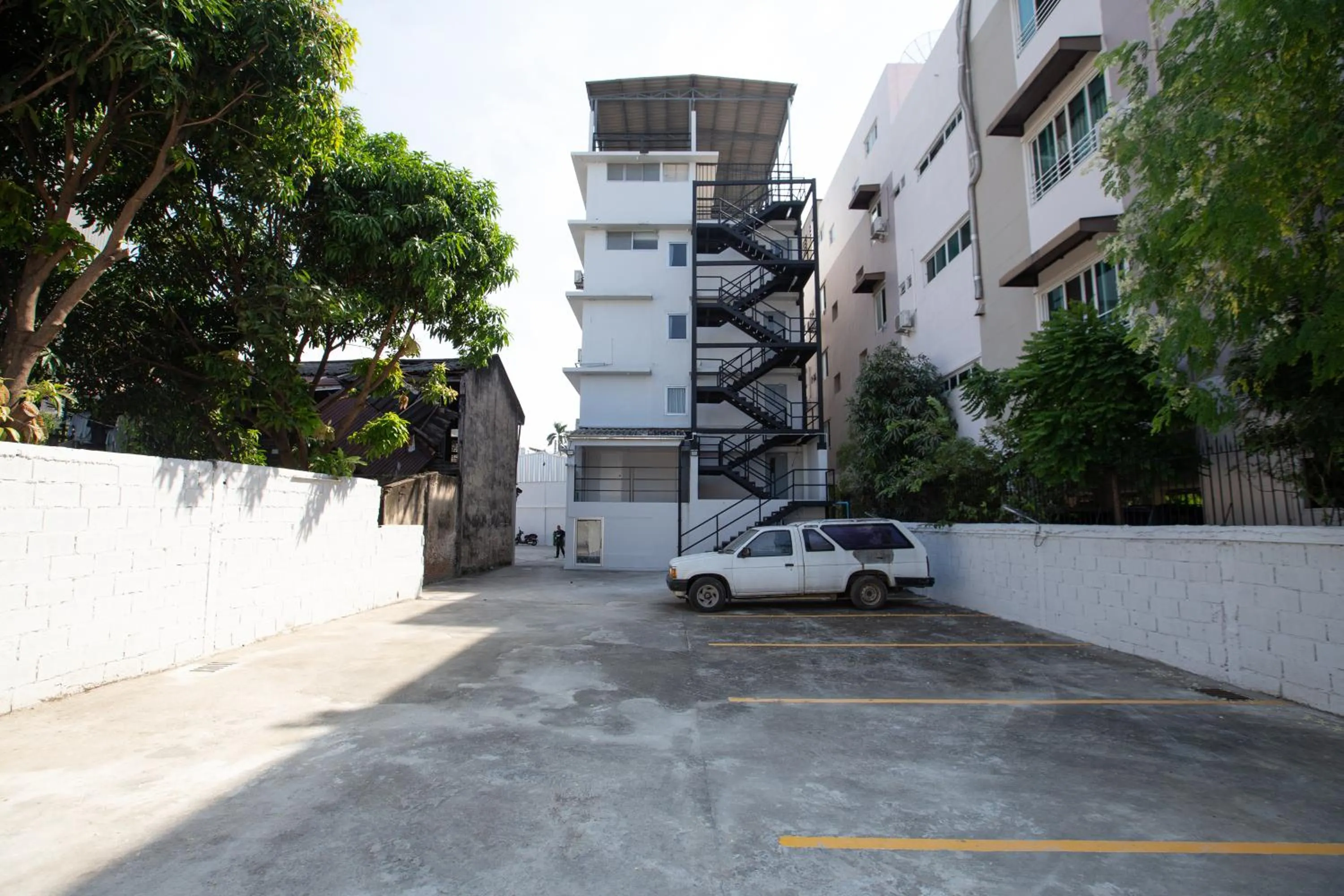 Parking in 185@Surawong Residence