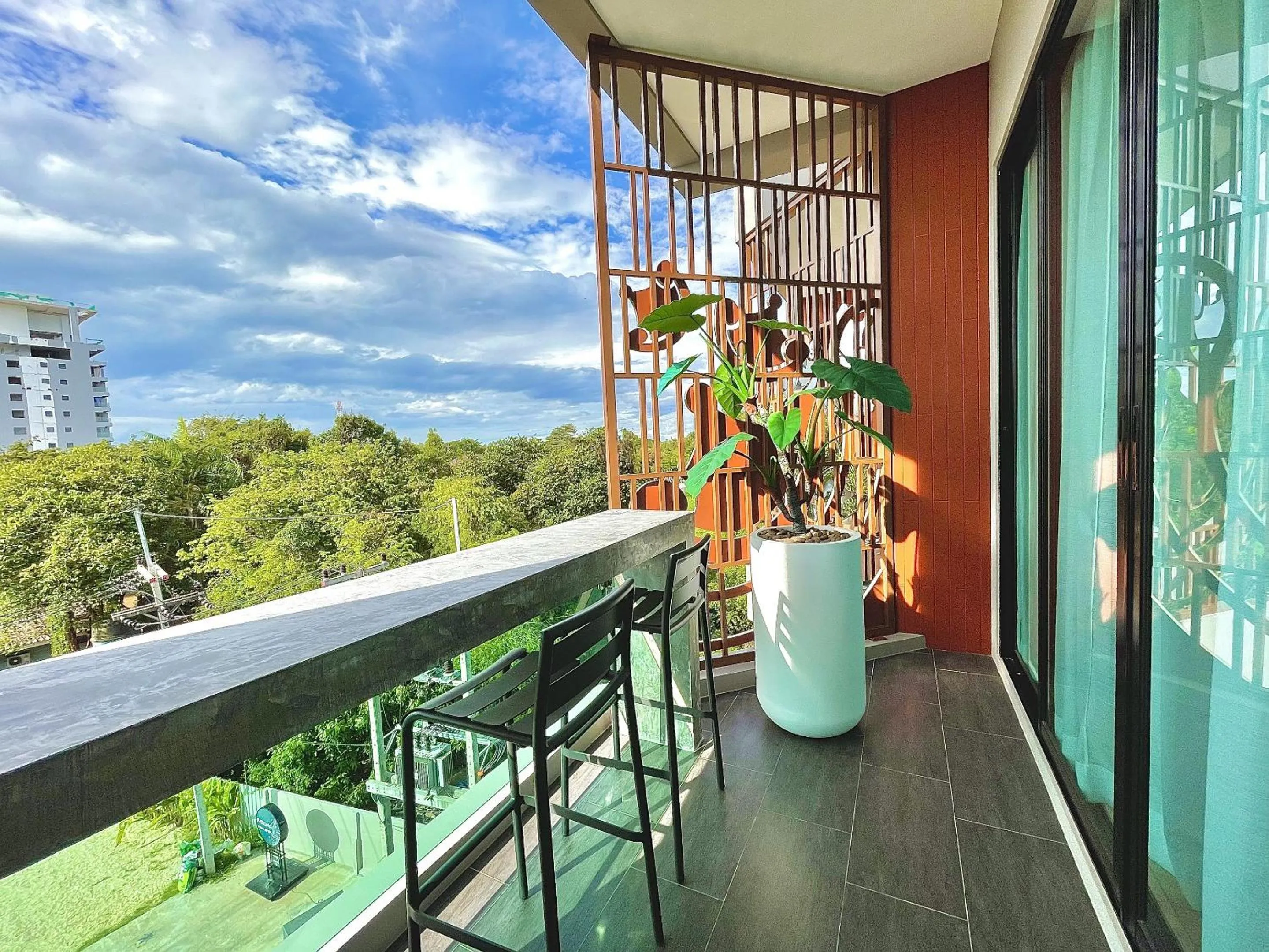 Balcony/Terrace in The Poem Hotel