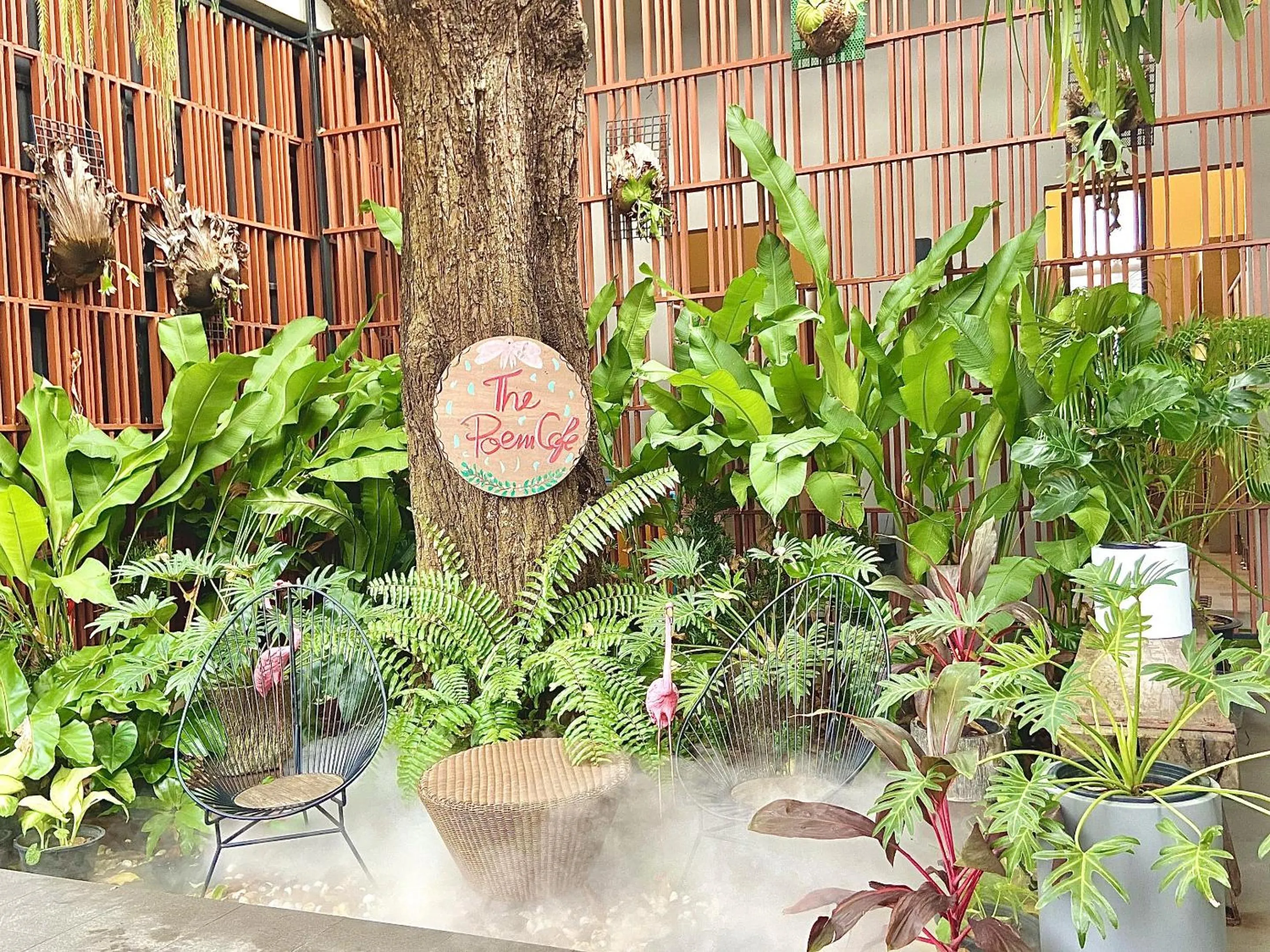 Garden in The Poem Hotel