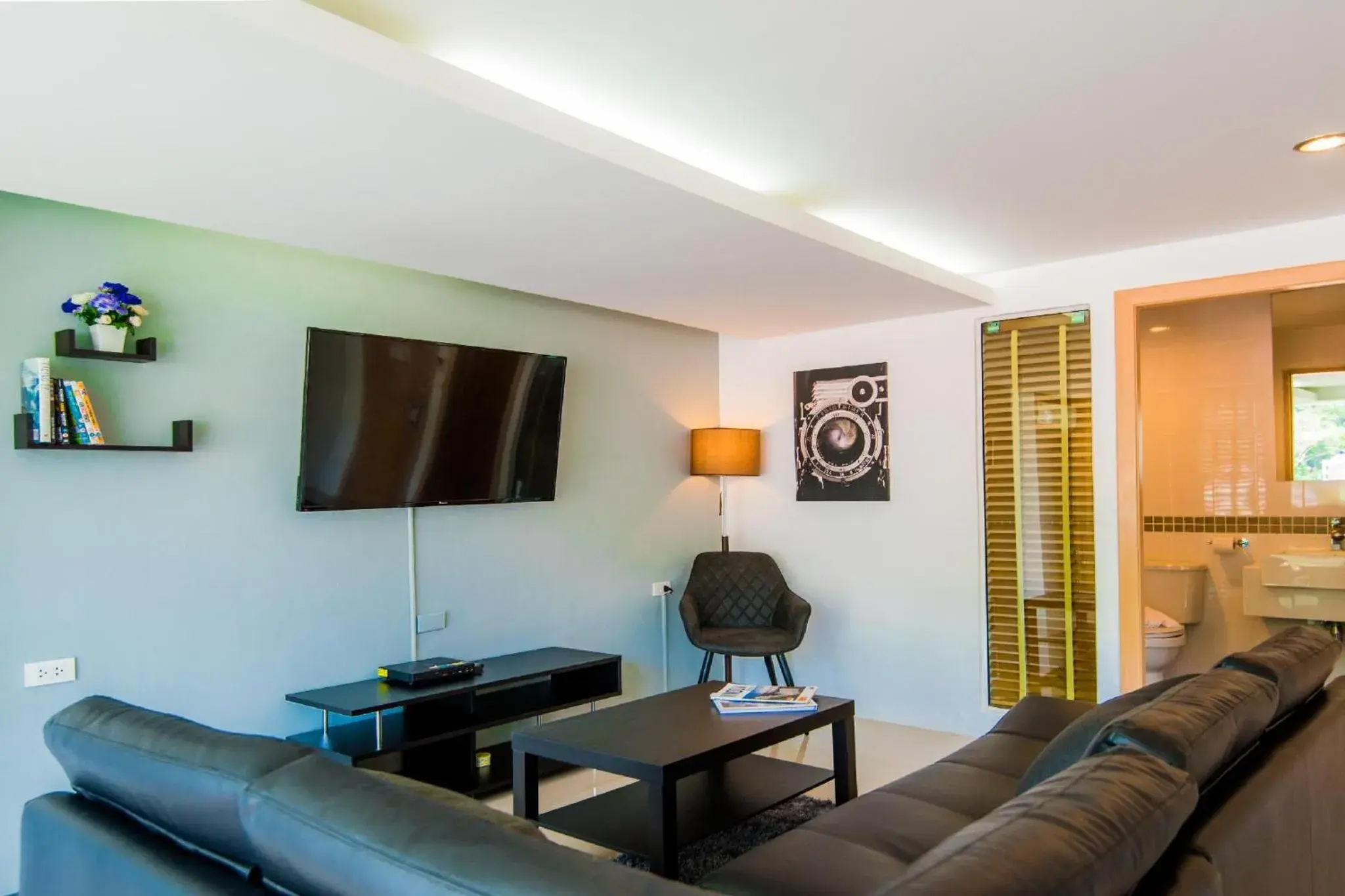 Junior Suite with Mountain View - single occupancy in Hallo Patong Hotel Junior Suite with Mountain View - single occupancy in Hallo Patong Hotel