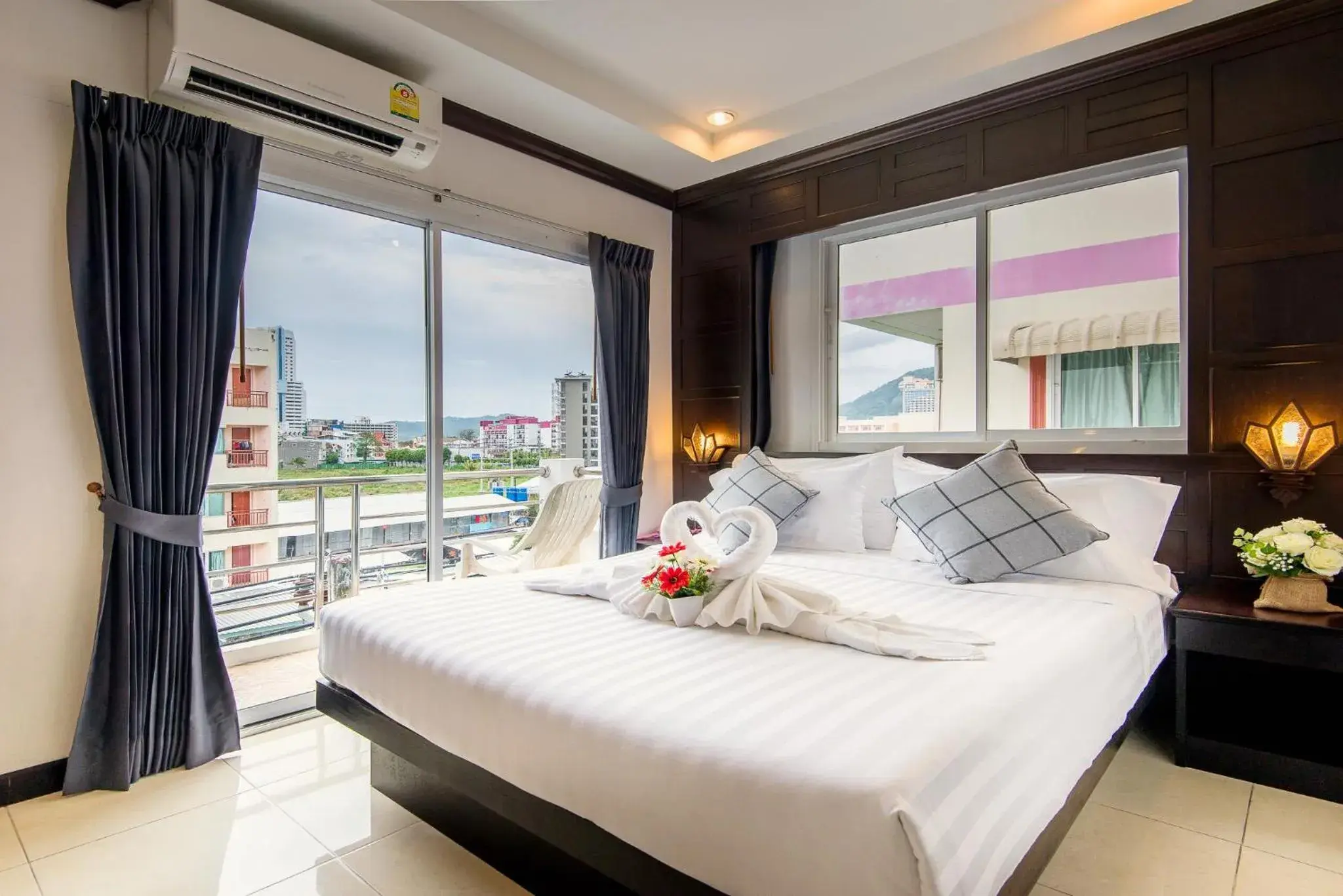 Double Room with Balcony - single occupancy in Hallo Patong Hotel Double Room with Balcony - single occupancy in Hallo Patong Hotel