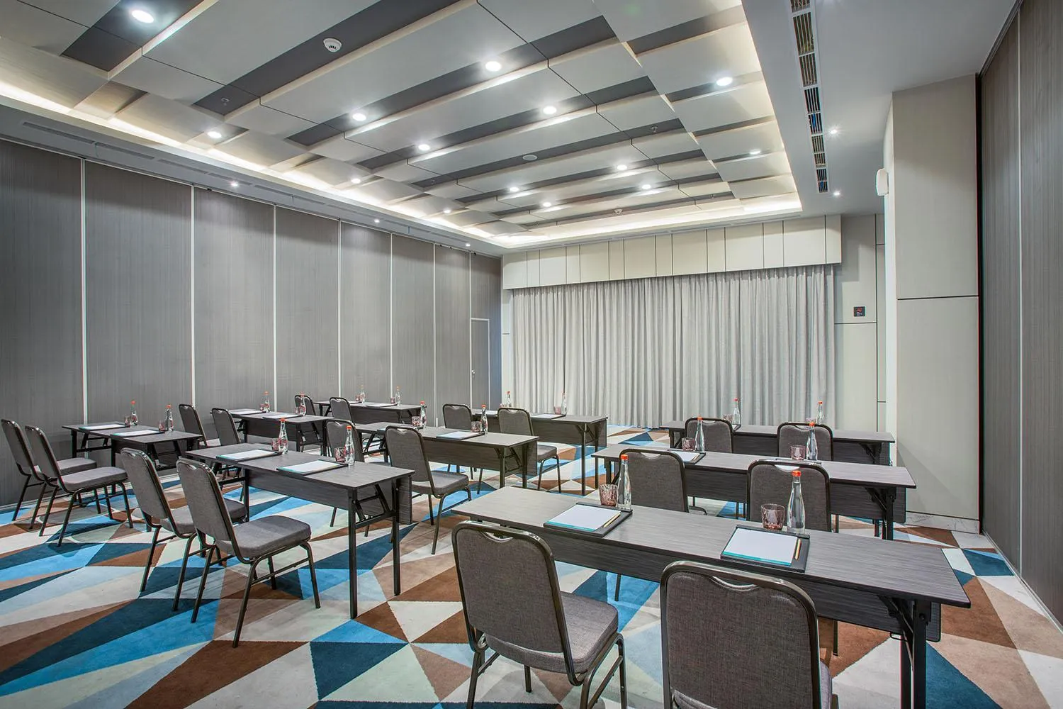 Meeting/conference room in THE 1O1 Jakarta Airport CBC