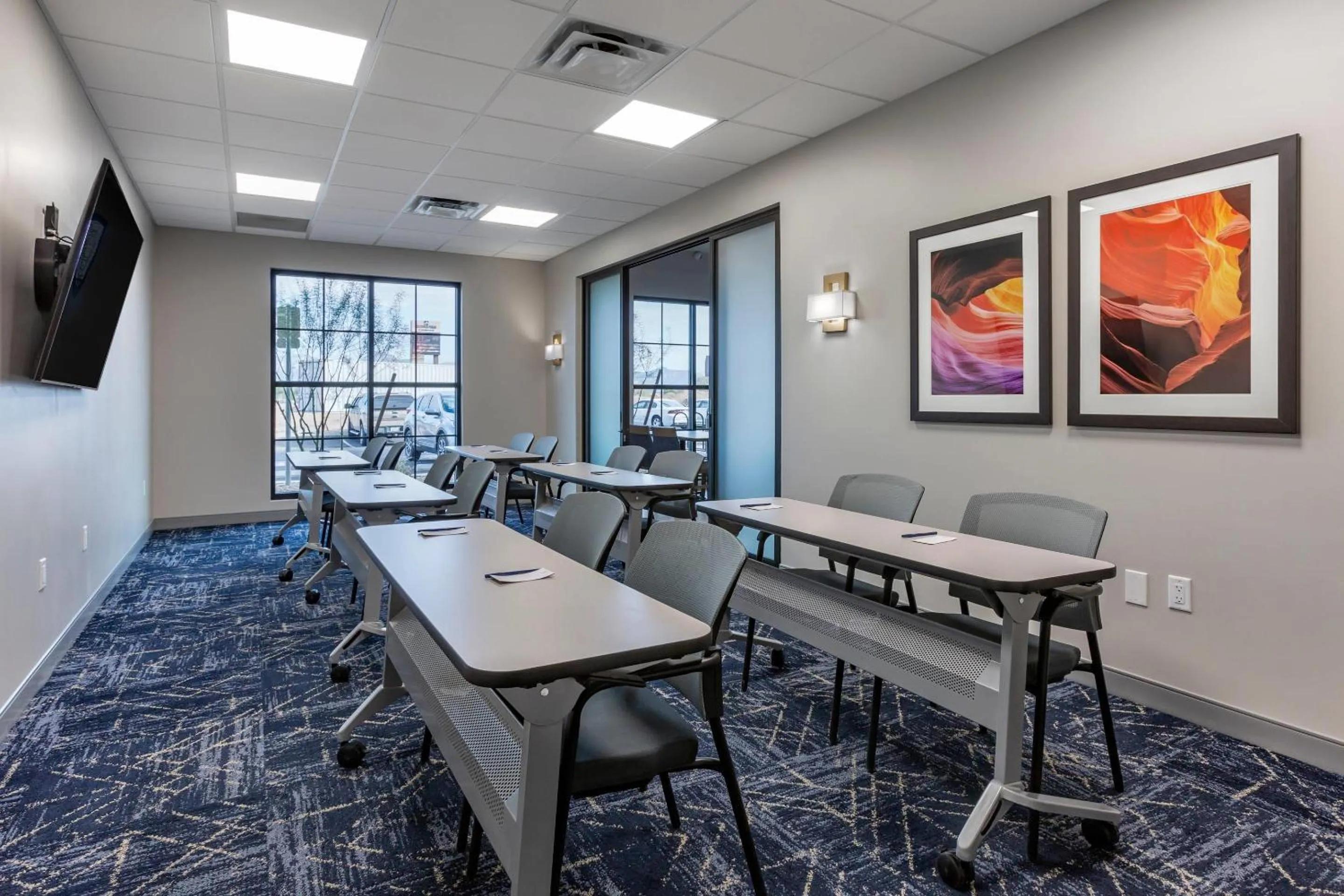 Meeting/conference room in Comfort Suites Scottsdale Talking Stick Entertainment District