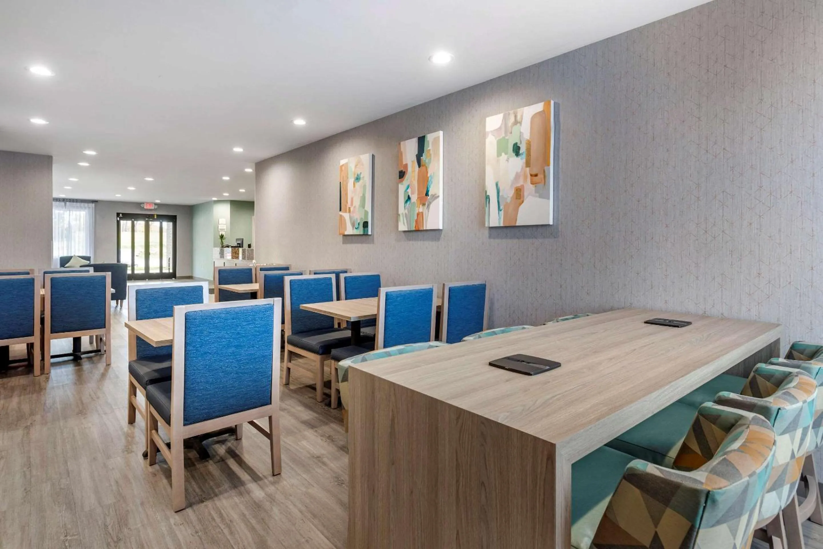 Restaurant/places to eat in Quality Inn Lebanon - Nashville Area