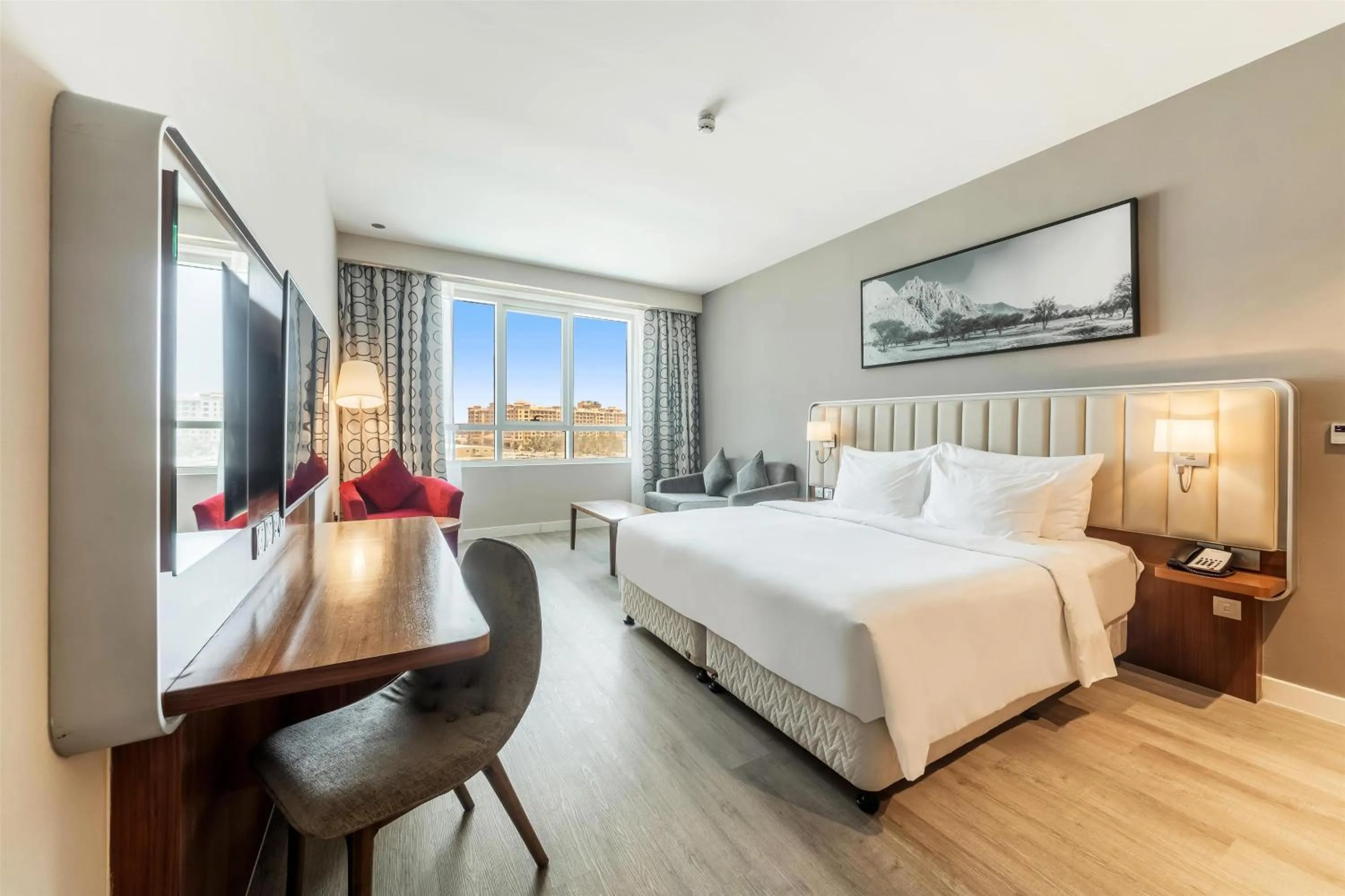 Bedroom, Bed in Radisson Resort Ras Al Khaimah Marjan Island