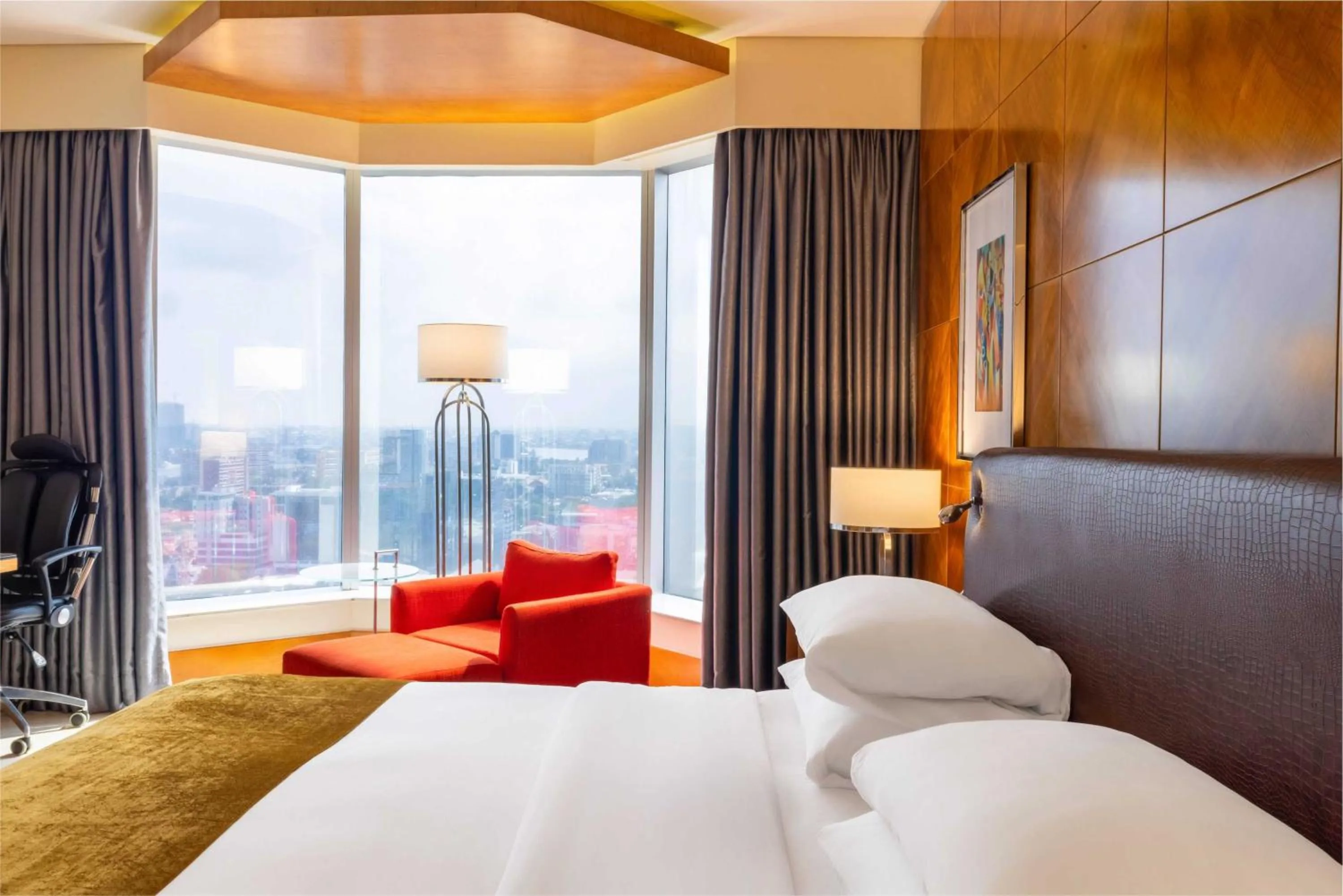 Bedroom, Bed in Lagos Continental Hotel