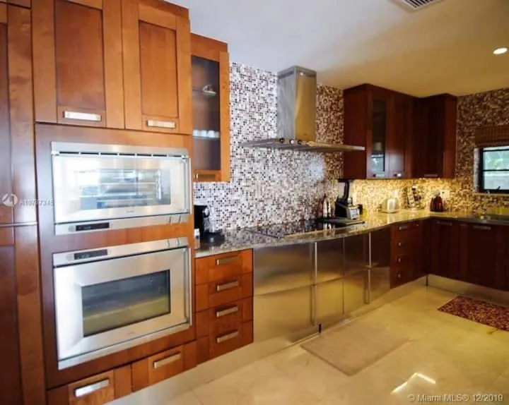 Kitchen or kitchenette in Villa Toscana - Luxury with Pool