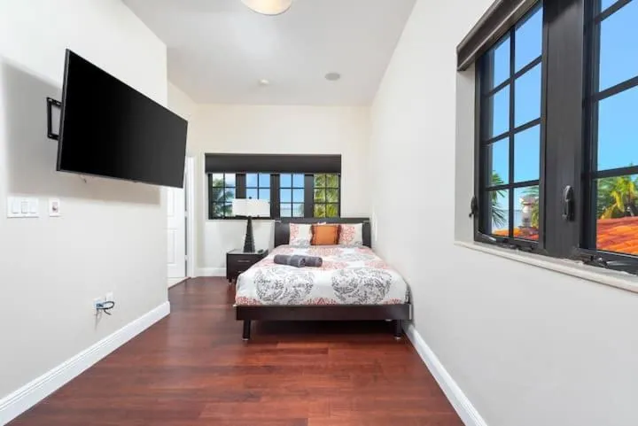 Bedroom in Villa Toscana - Luxury with Pool