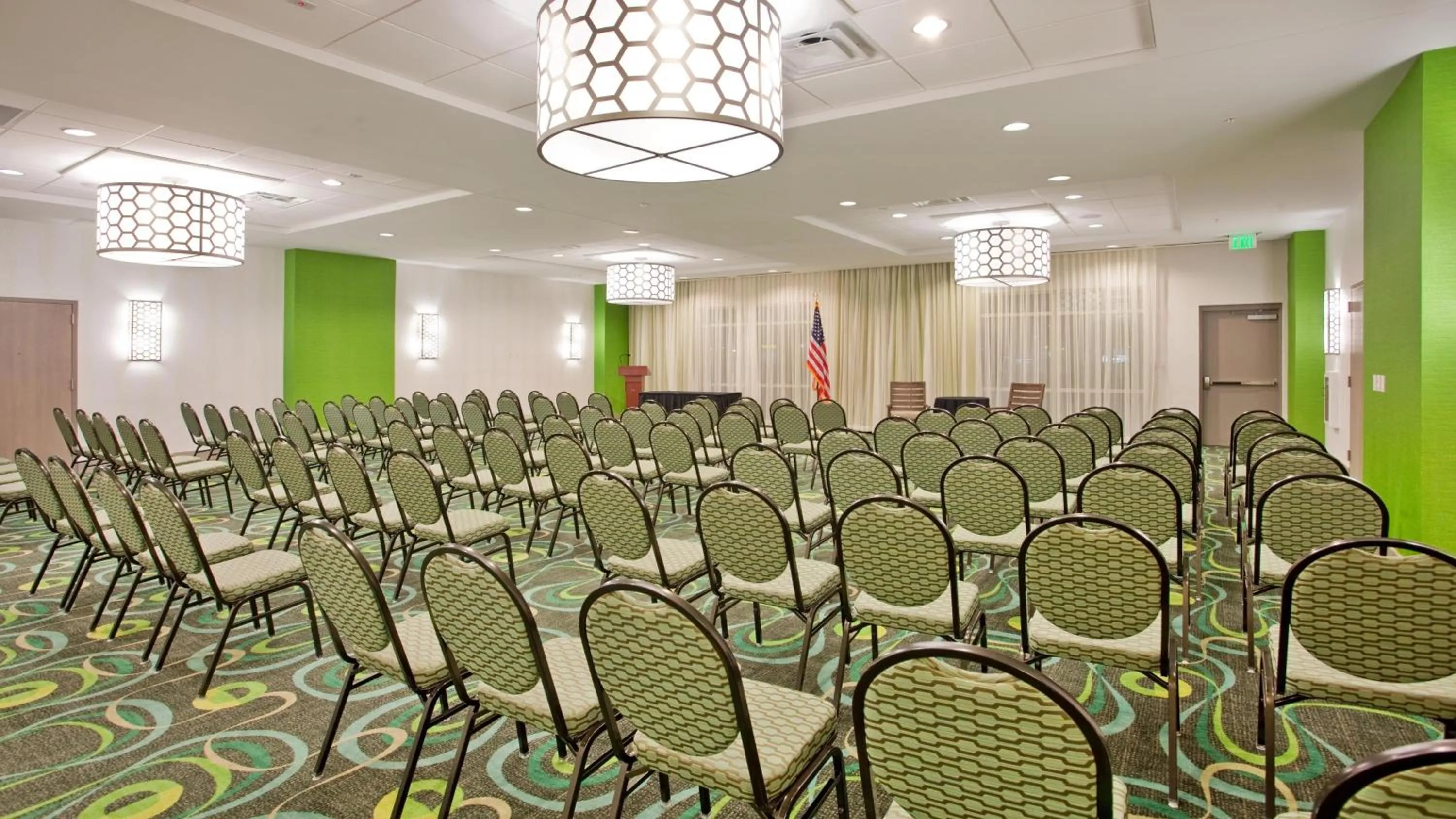 Meeting/conference room in Holiday Inn Resort Fort Walton Beach by IHG