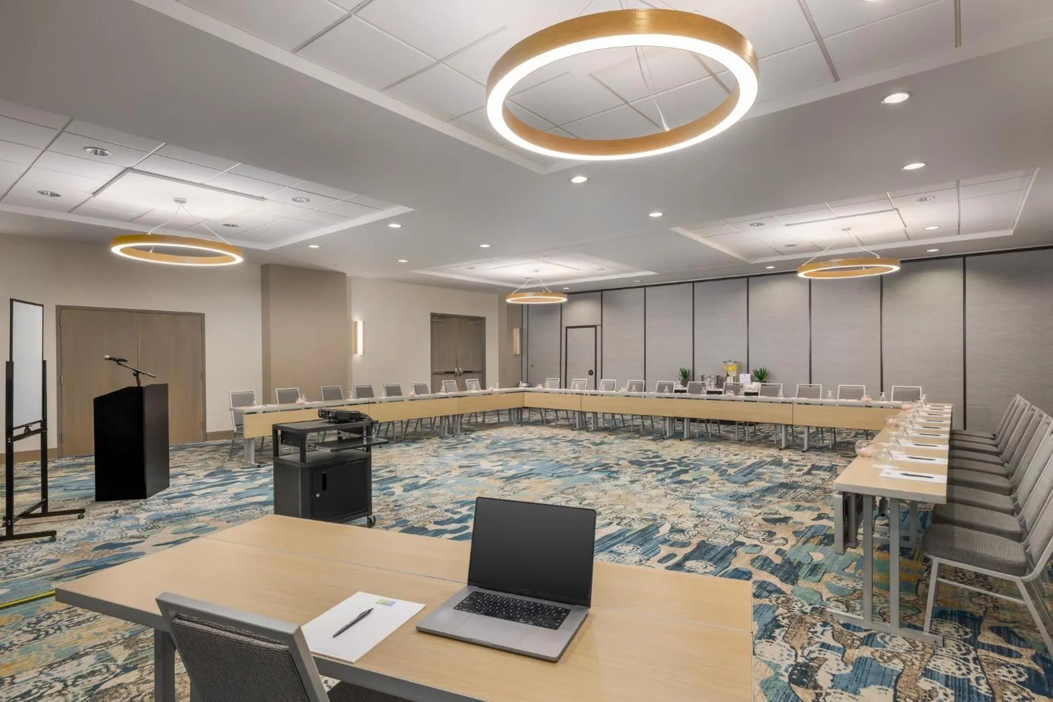 Meeting/conference room in Holiday Inn Resort Fort Walton Beach by IHG