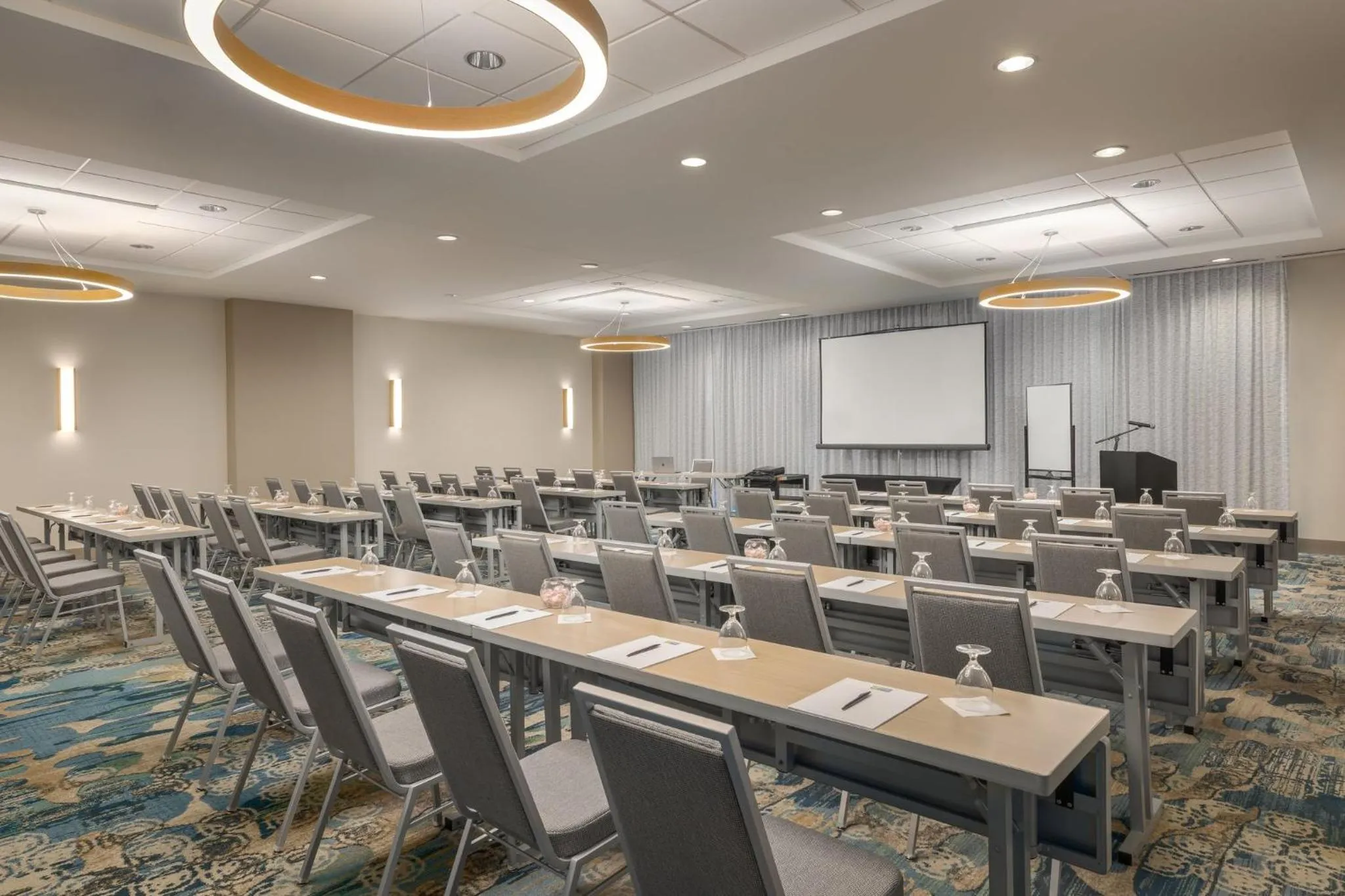 Meeting/conference room in Holiday Inn Resort Fort Walton Beach by IHG