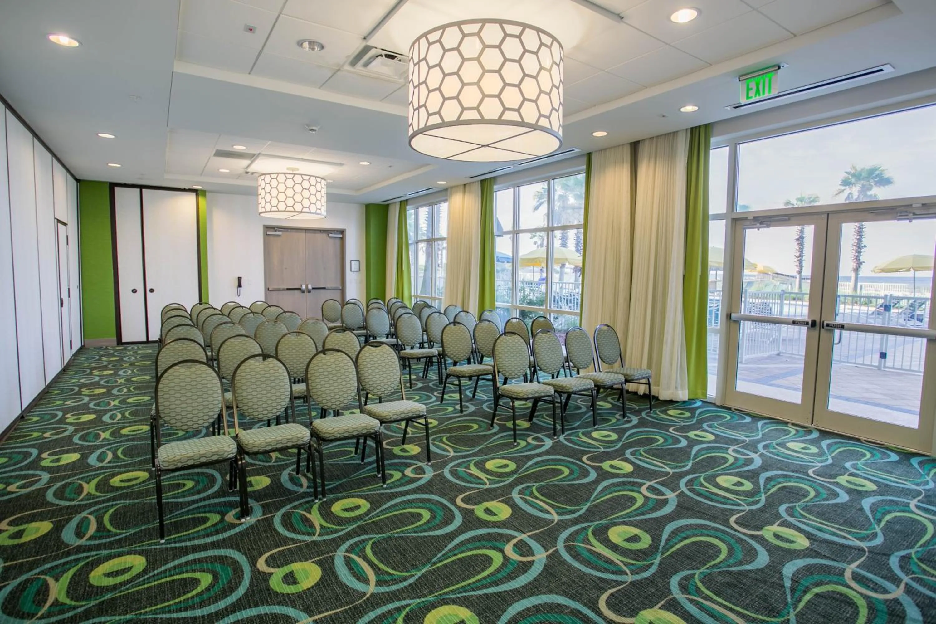 Meeting/conference room in Holiday Inn Resort Fort Walton Beach by IHG
