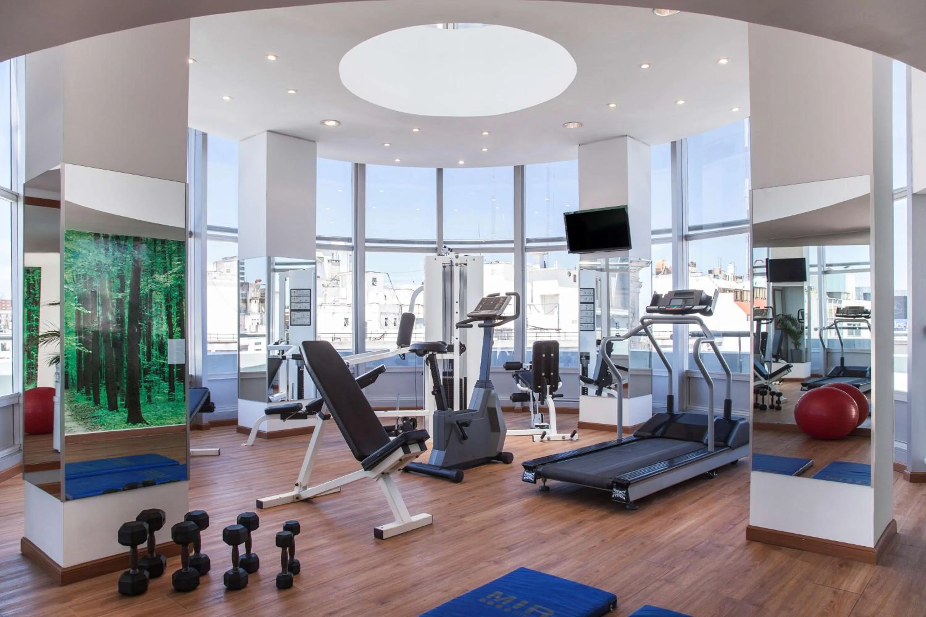 Sports in NH Buenos Aires Latino