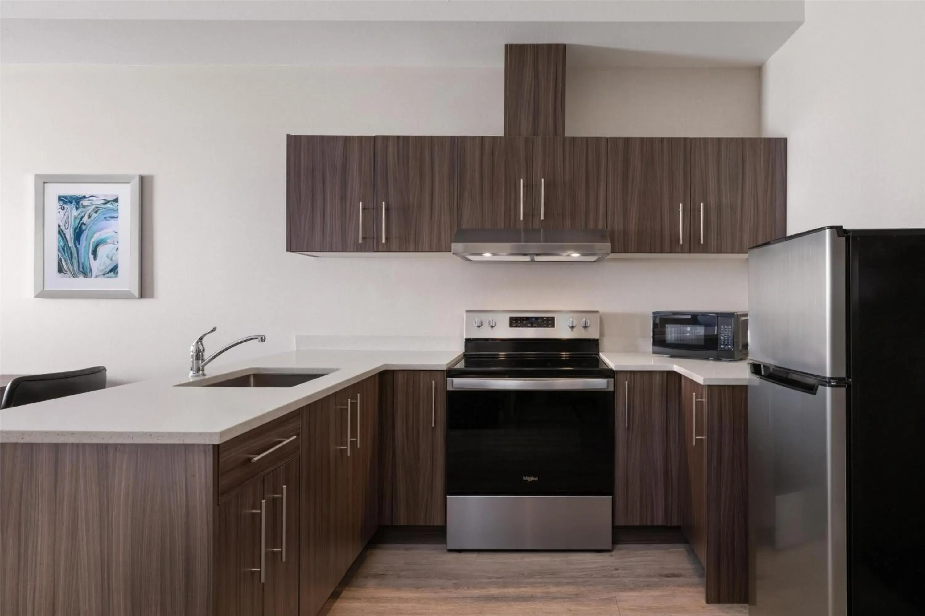 King Suite with Sofa Bed in Best Western Plus Gateway to the Falls King Suite with Sofa Bed in Best Western Plus Gateway to the Falls