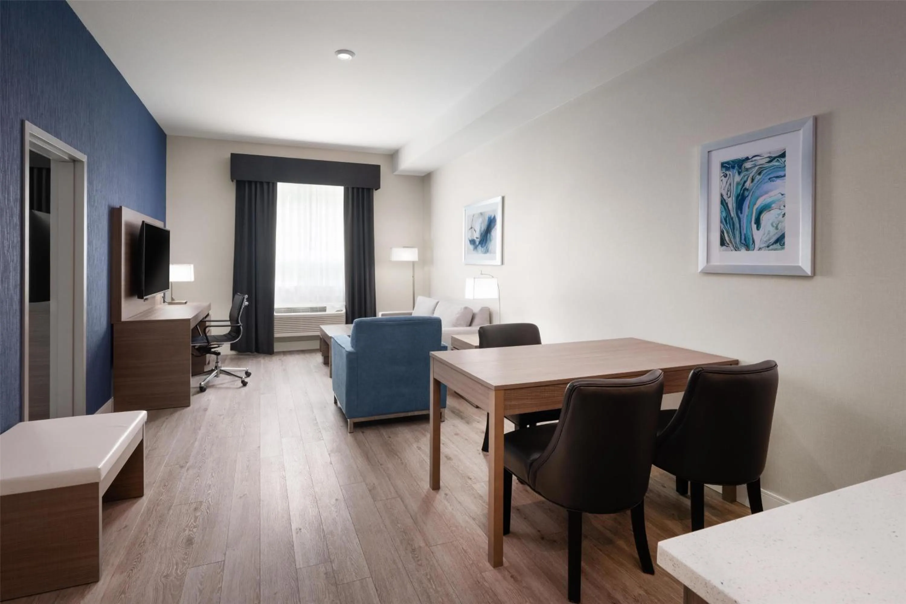 Bedroom, Bed in Best Western Plus Gateway to the Falls