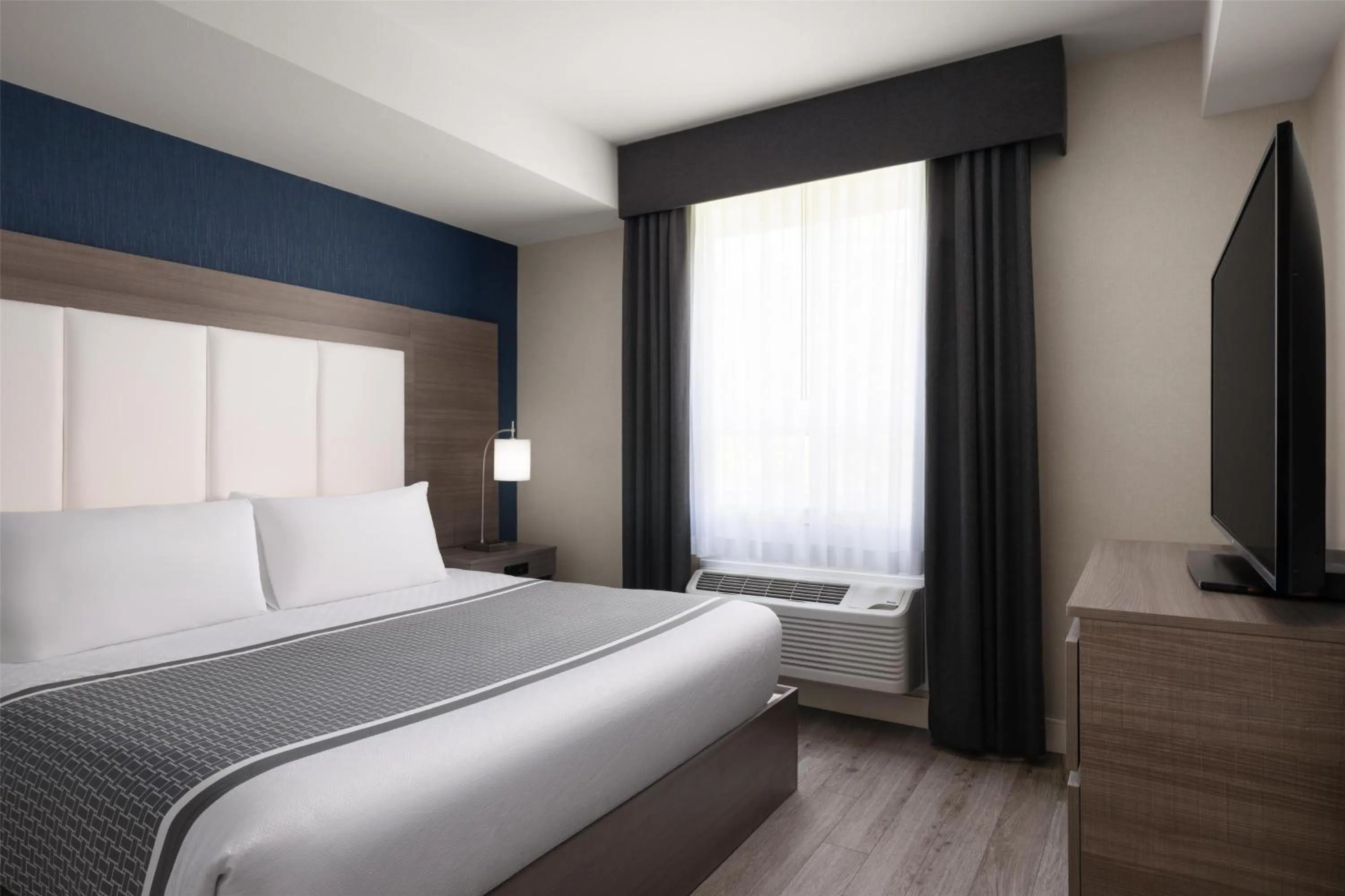 Bedroom, Bed in Best Western Plus Gateway to the Falls