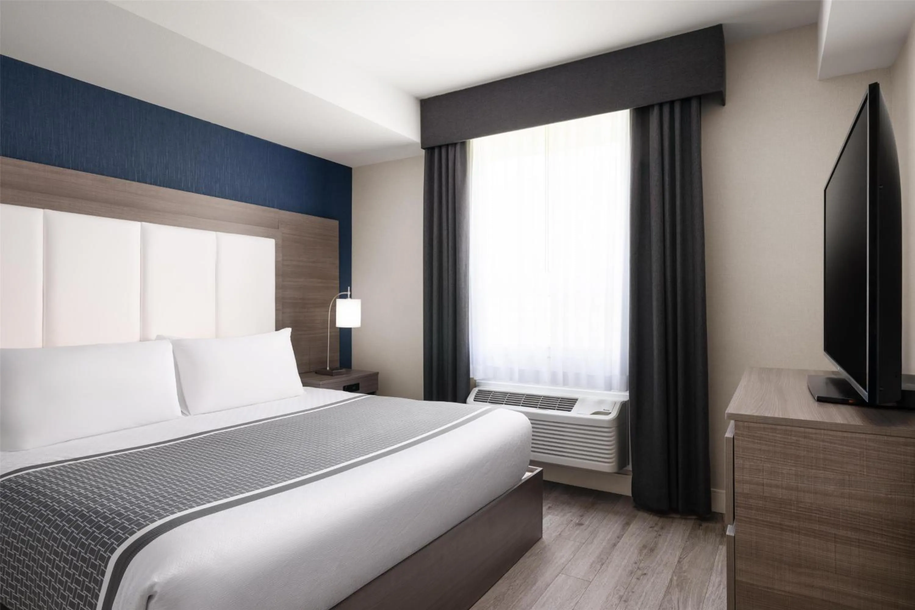 Bedroom, Bed in Best Western Plus Gateway to the Falls