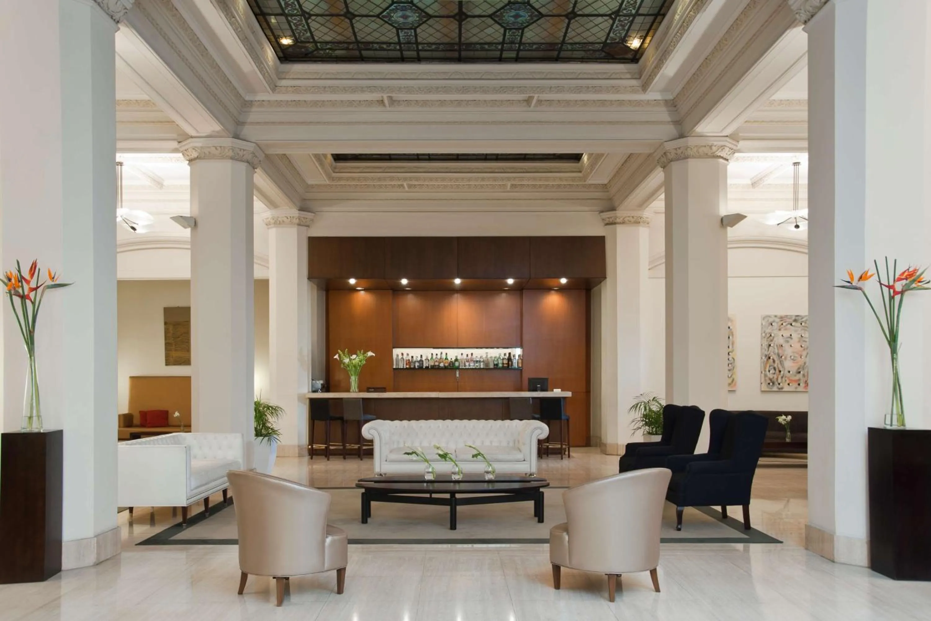 Lobby or reception in NH City Buenos Aires