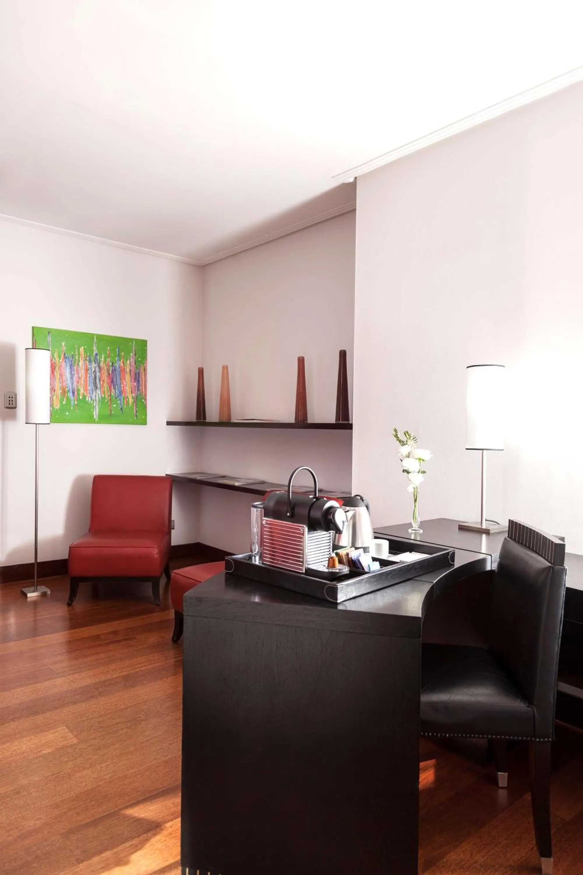 Photo of the whole room in NH City Buenos Aires