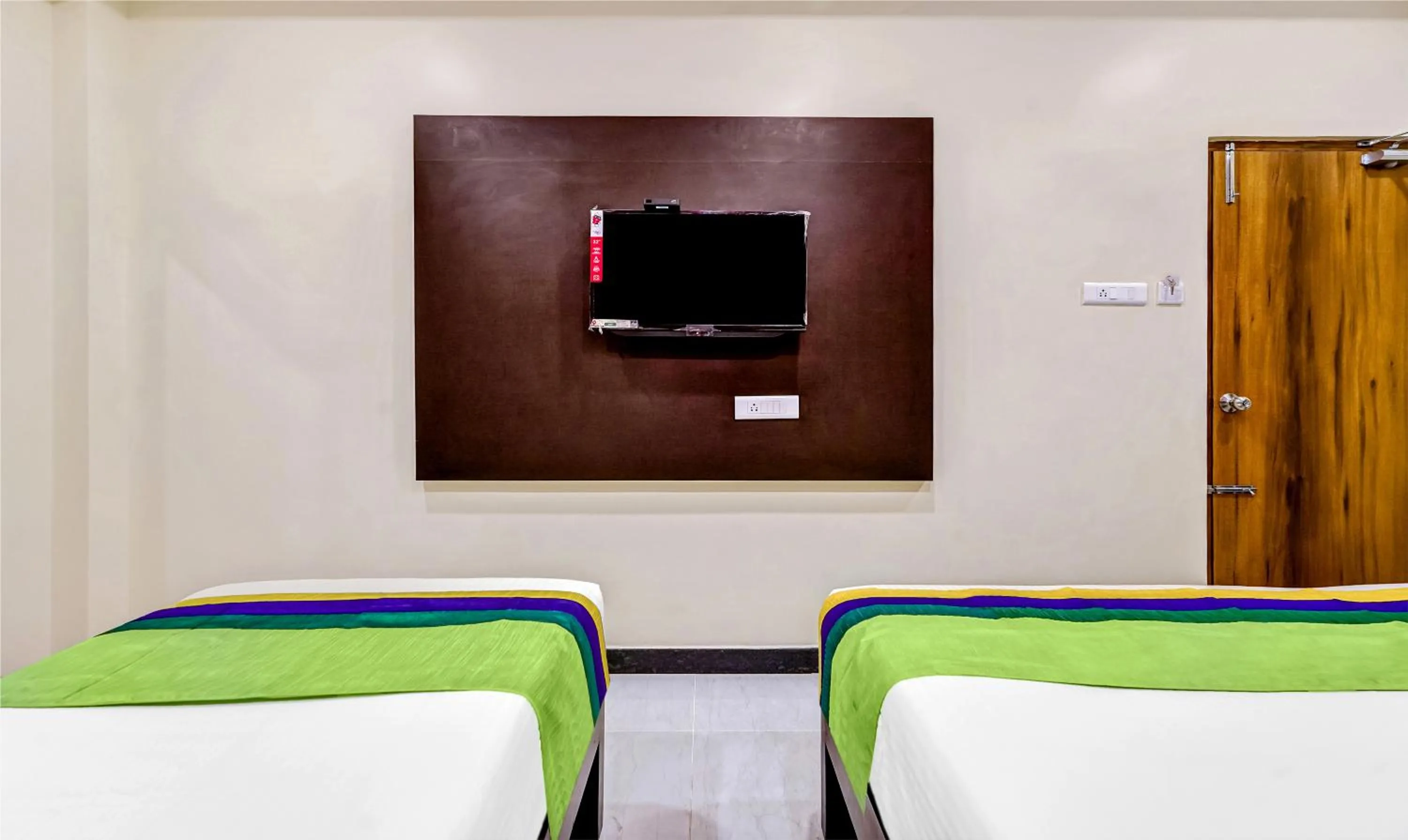 TV and multimedia, Bed in Treebo Sripadha Residency Alipiri Road