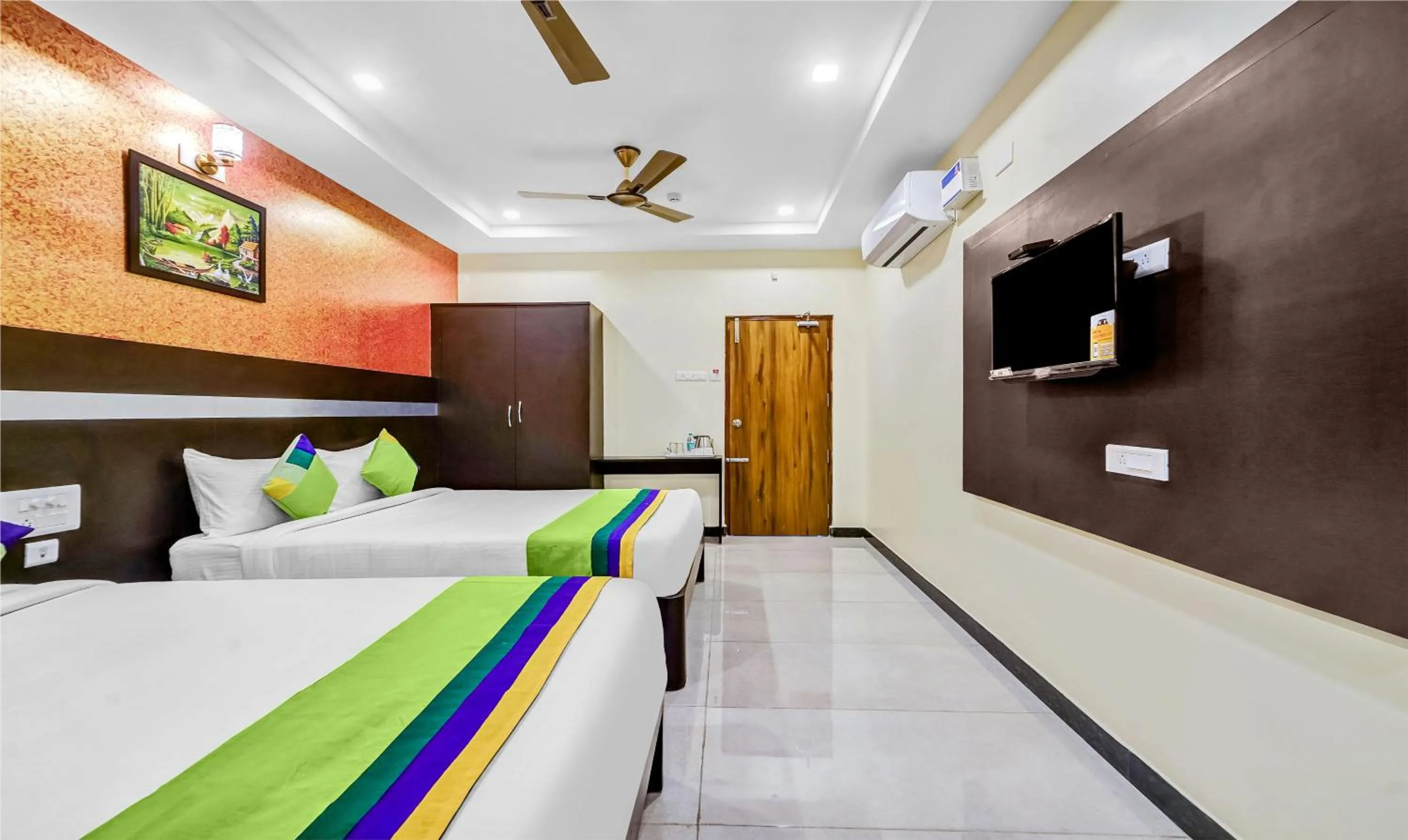 Bedroom, Bed in Treebo Sripadha Residency Alipiri Road
