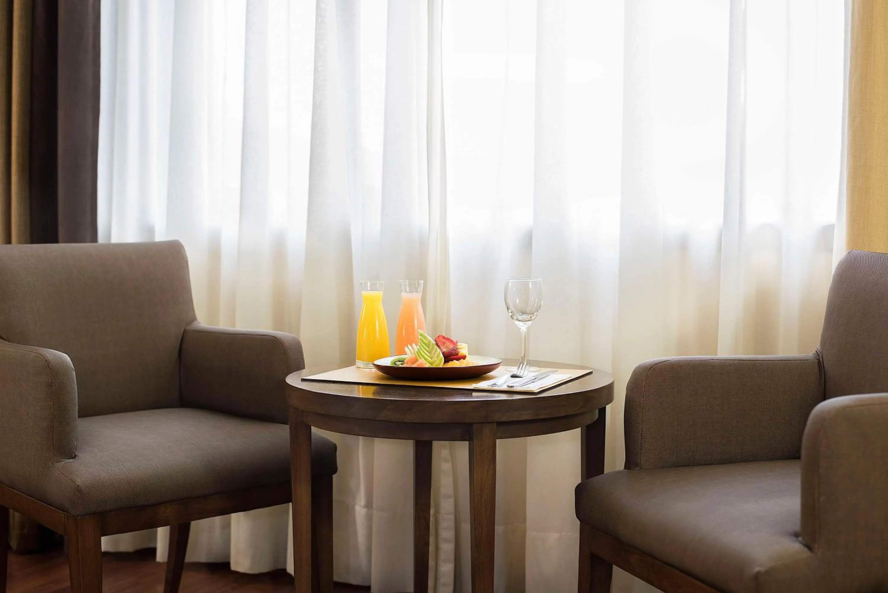 Lobby or reception in NH Mendoza Cordillera