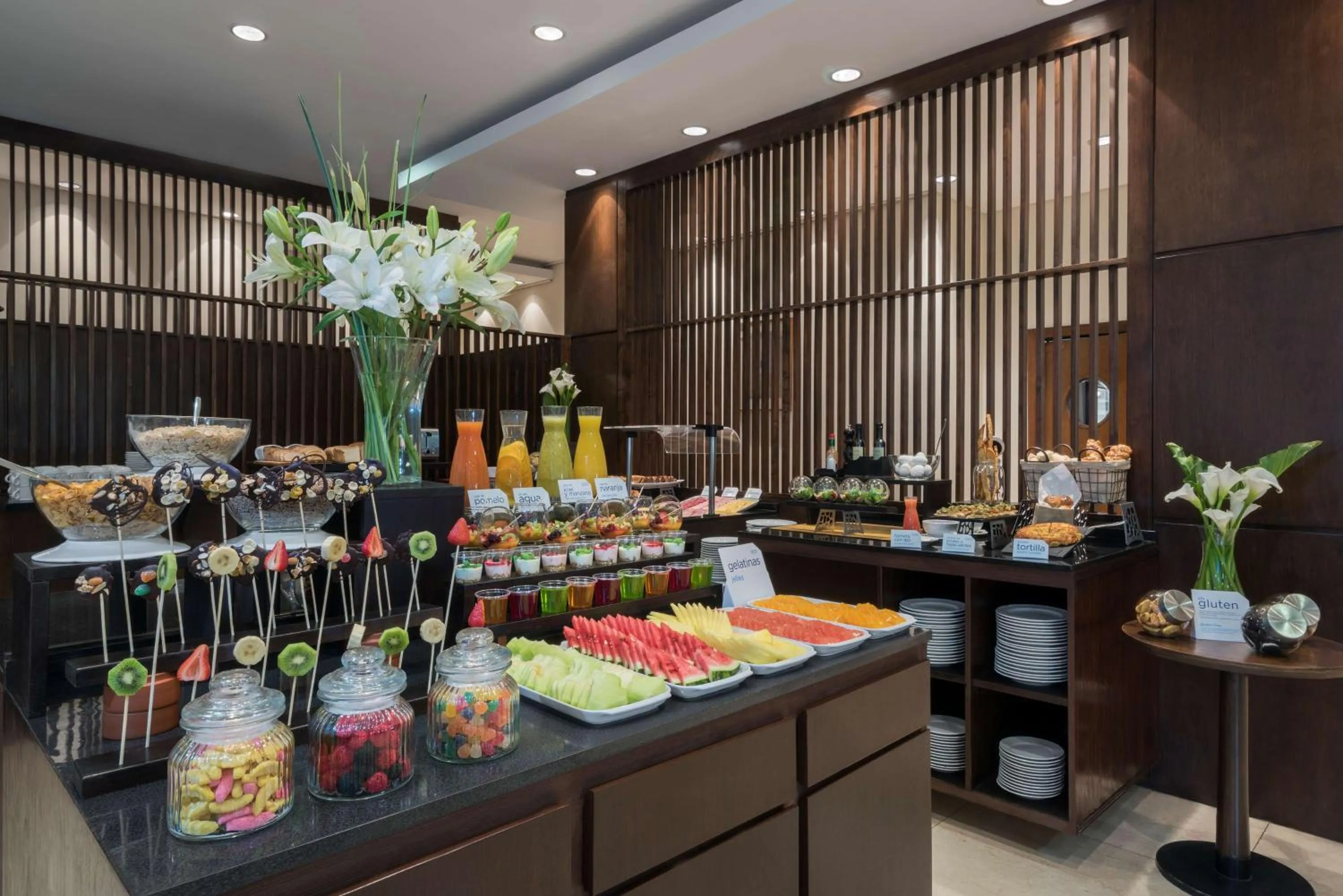 Breakfast in NH Mendoza Cordillera