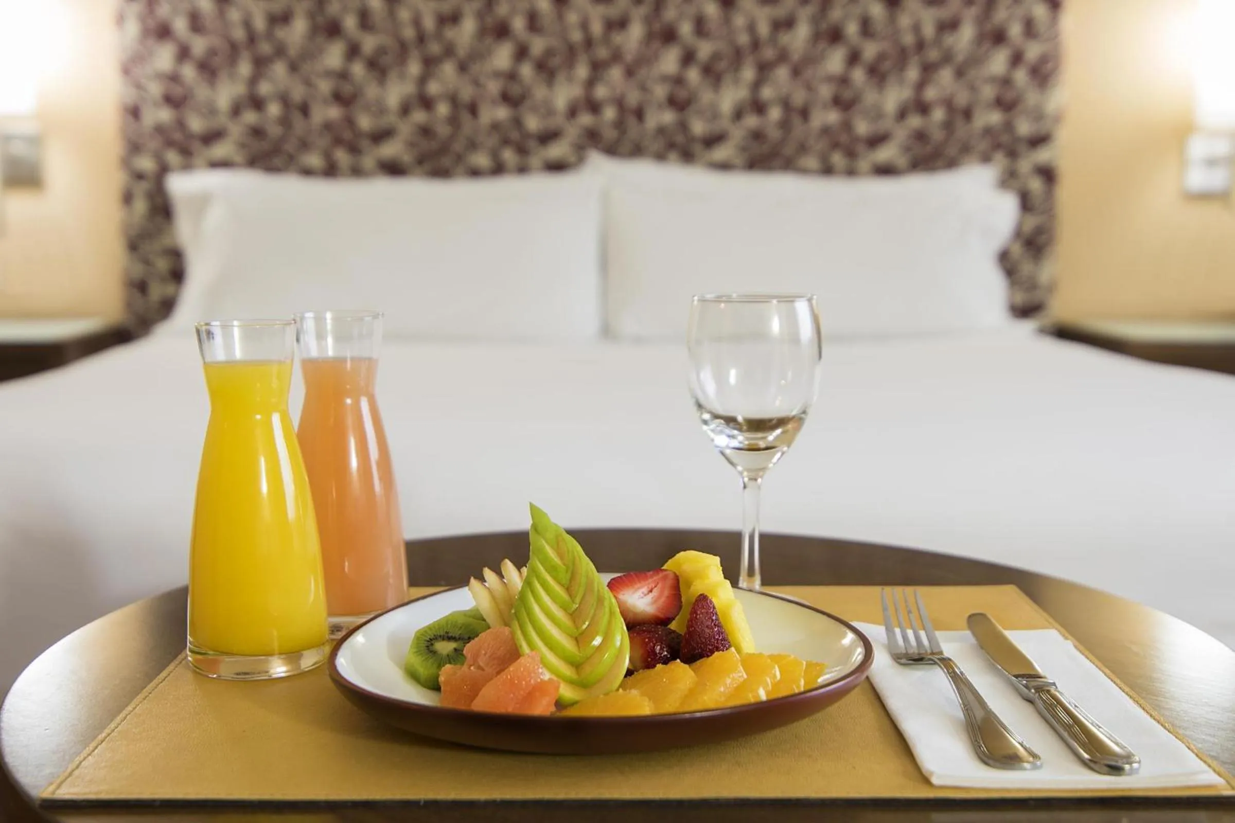 Bedroom in NH Mendoza Cordillera