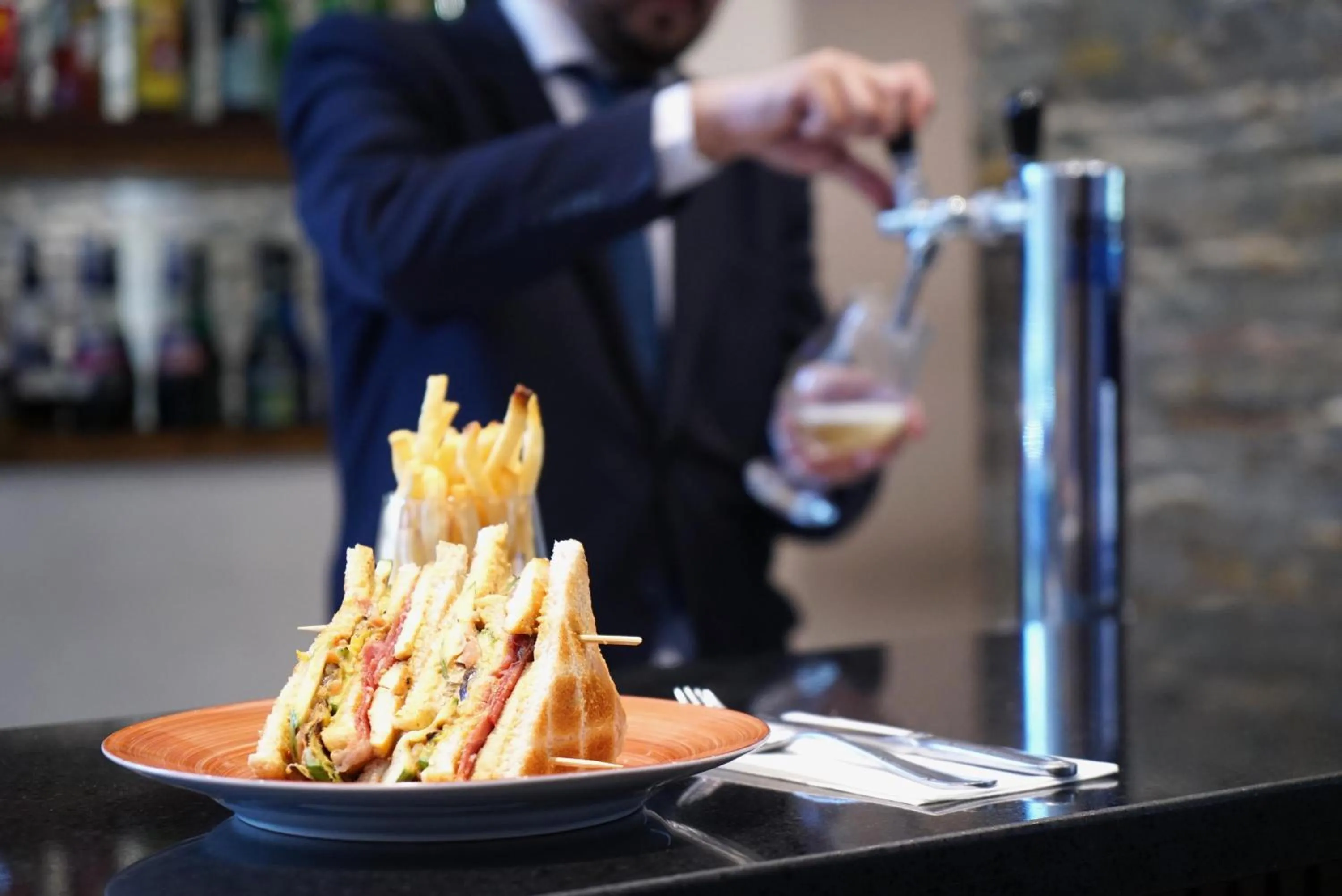 Restaurant/places to eat in NH Mendoza Cordillera