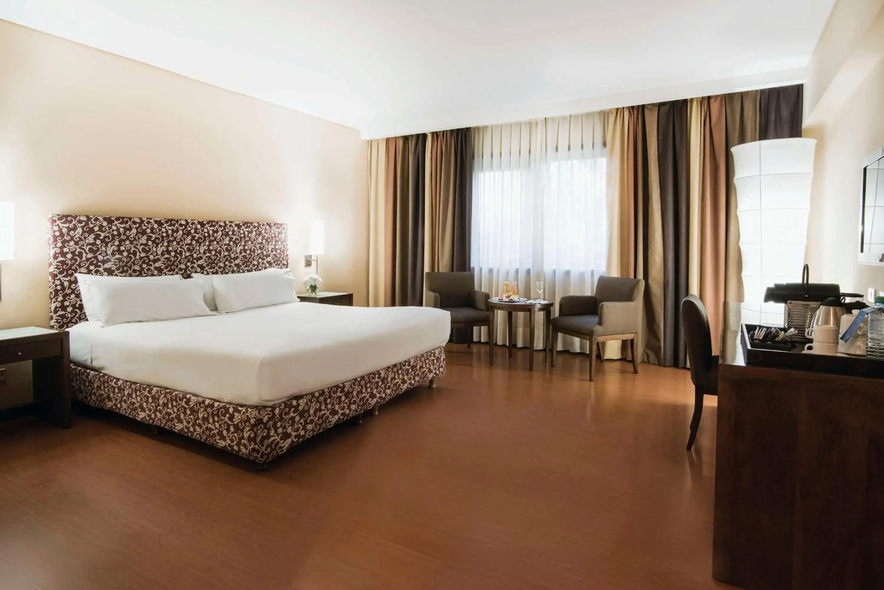 Family Triple Room in NH Mendoza Cordillera Family Triple Room in NH Mendoza Cordillera