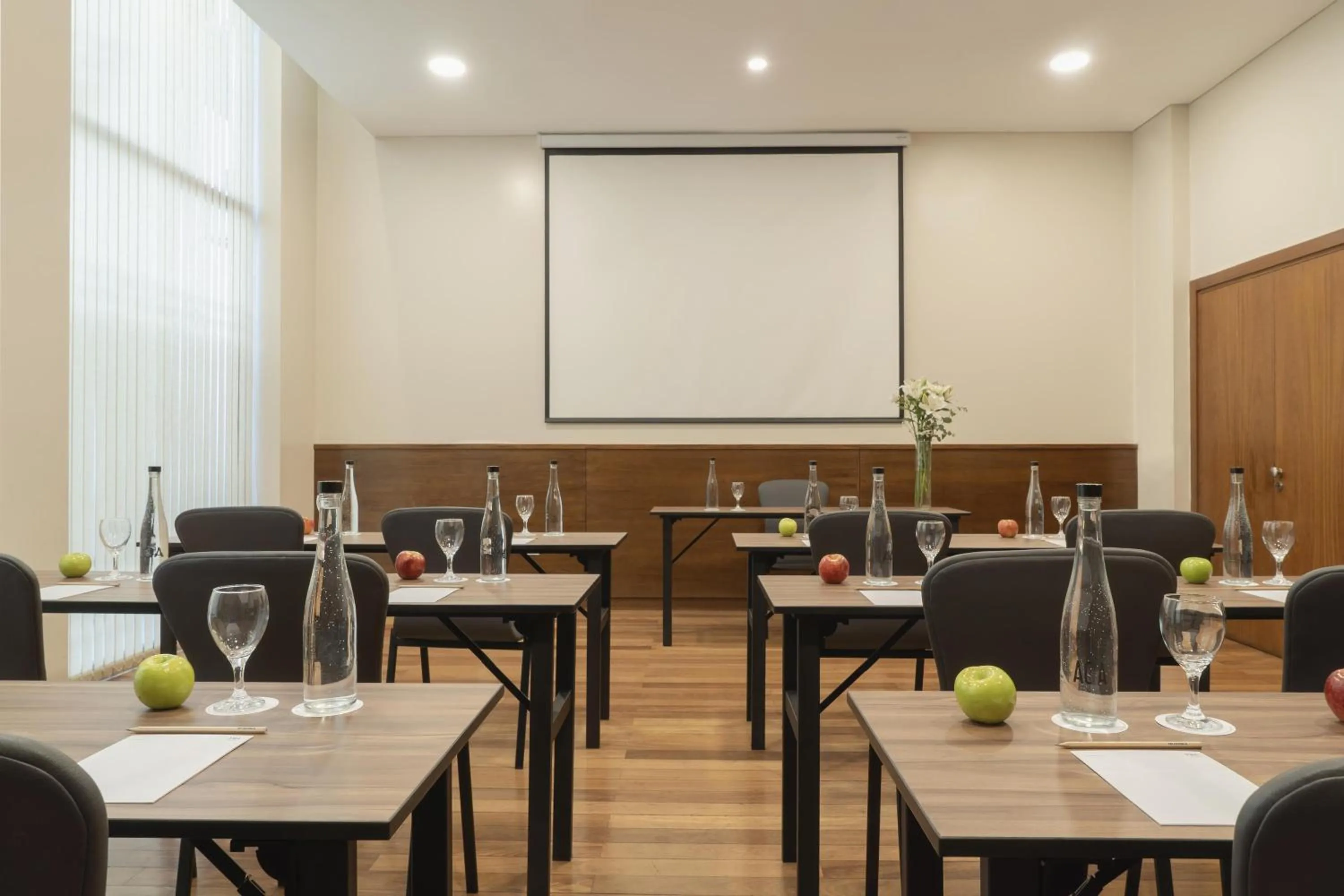 Business facilities in NH Mendoza Cordillera