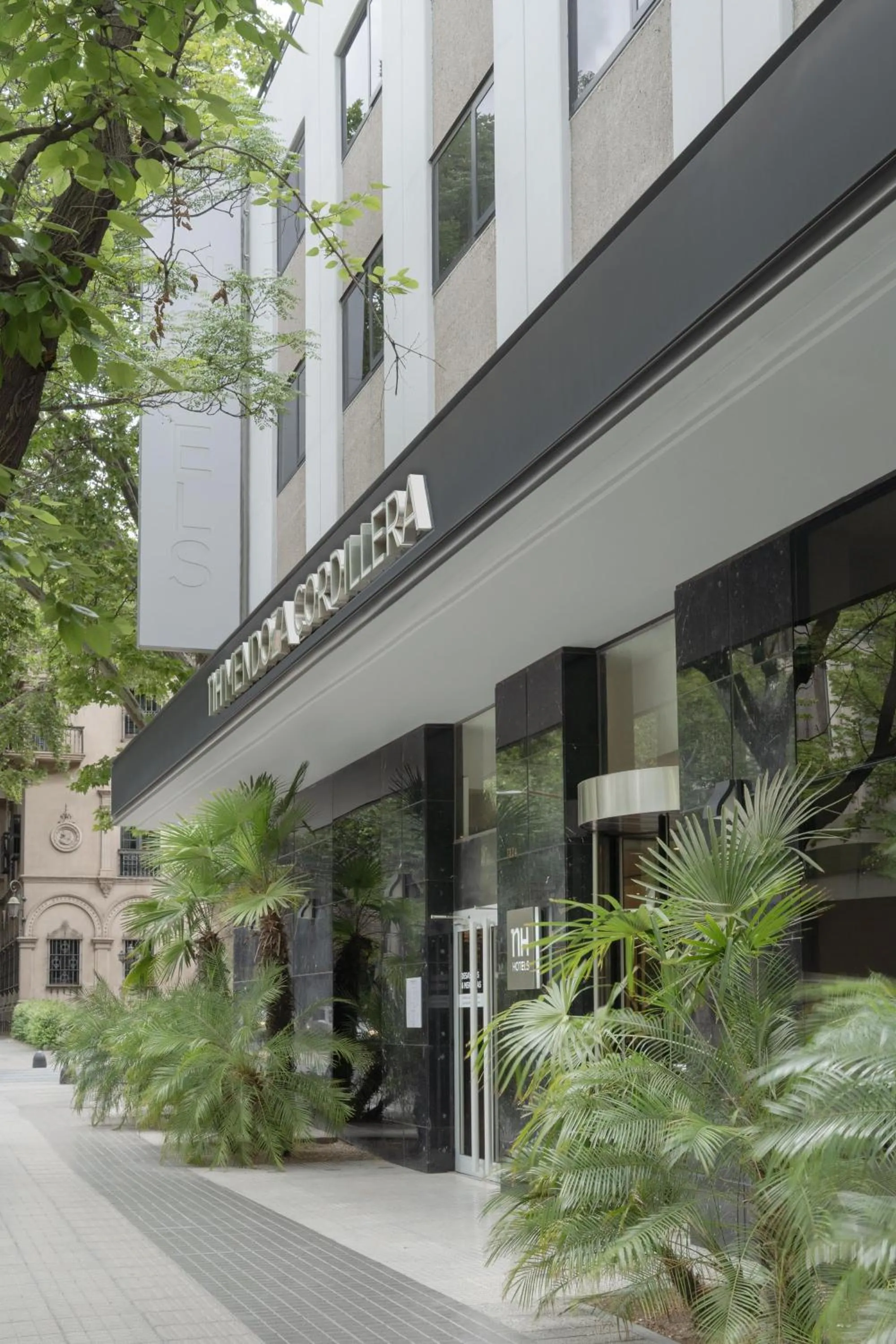 Property building in NH Mendoza Cordillera