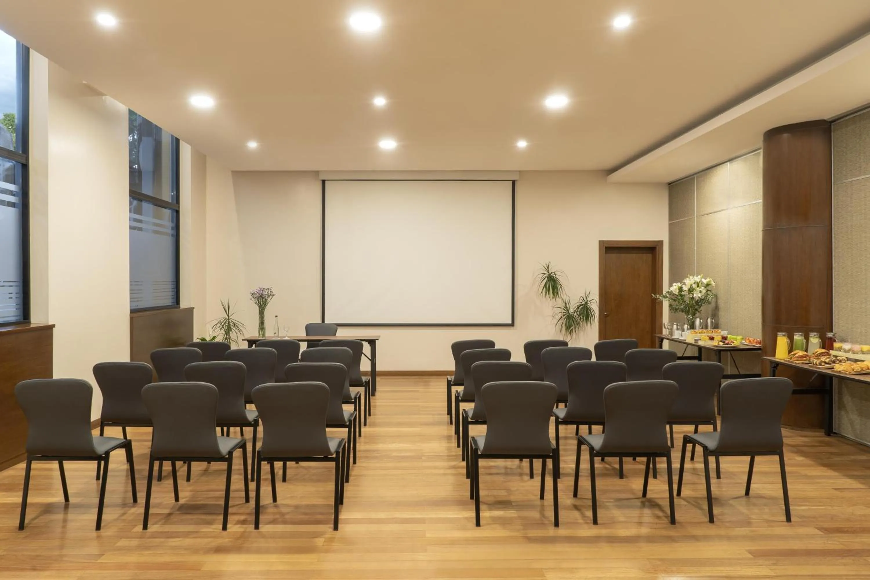 Business facilities in NH Mendoza Cordillera