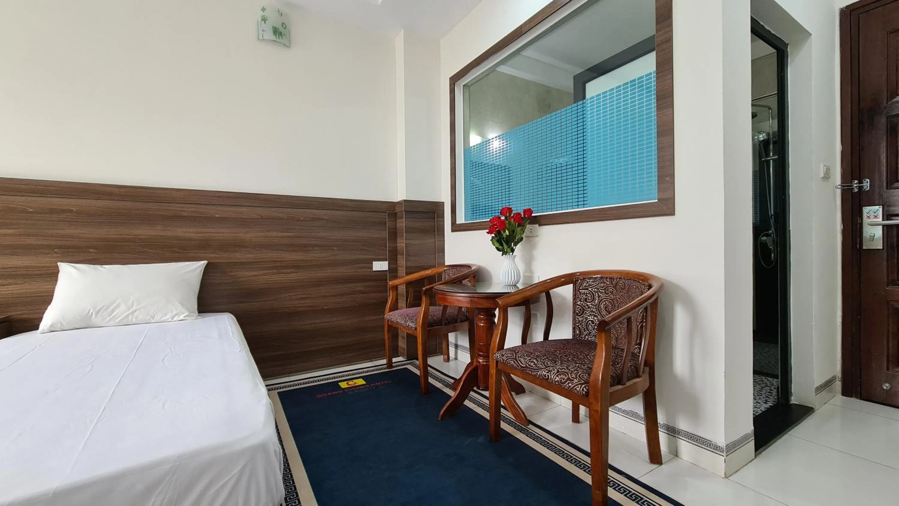 Bedroom, Bed in Thanh Hang Hotel near Emerald My Dinh