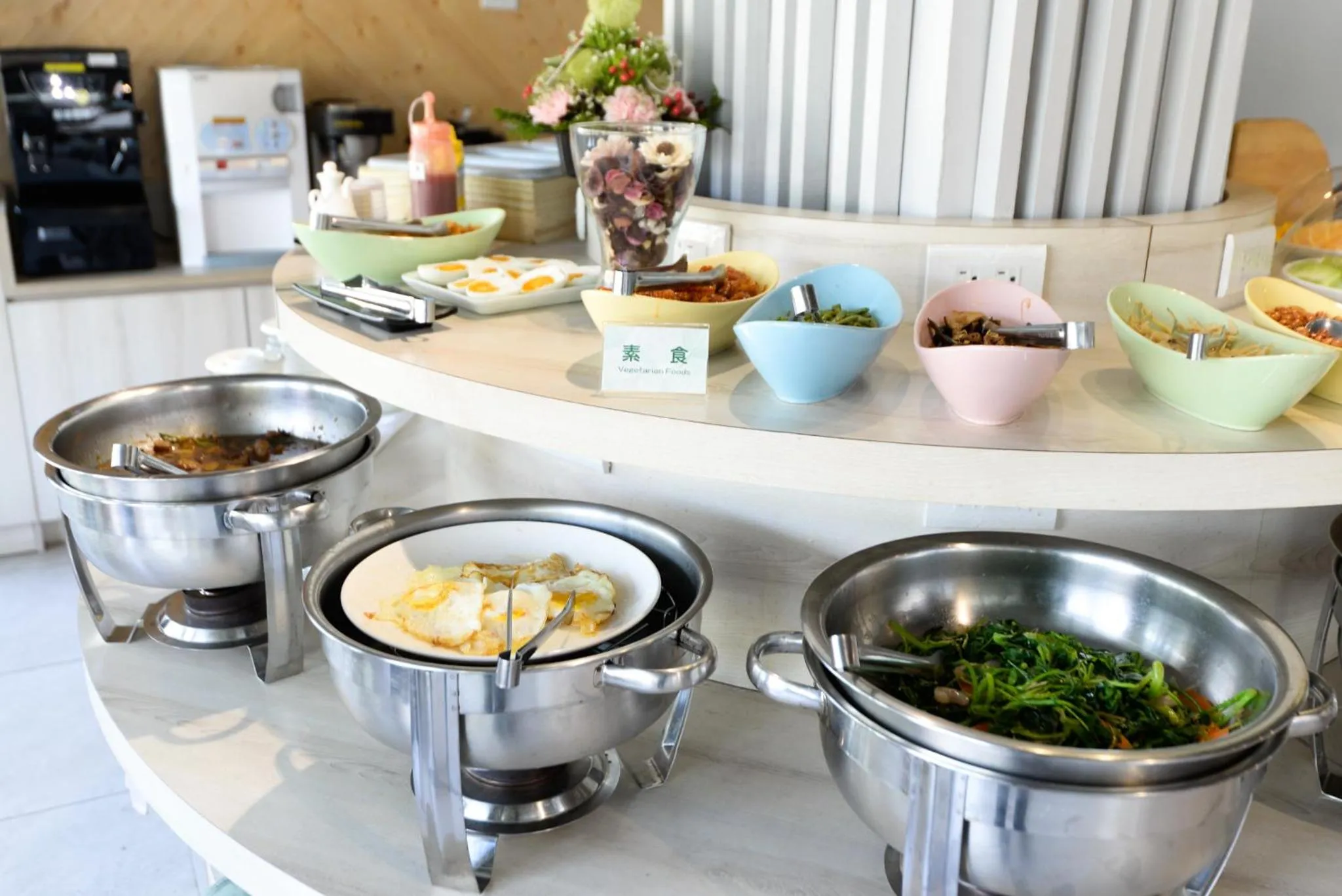 Breakfast in R7 Hotel