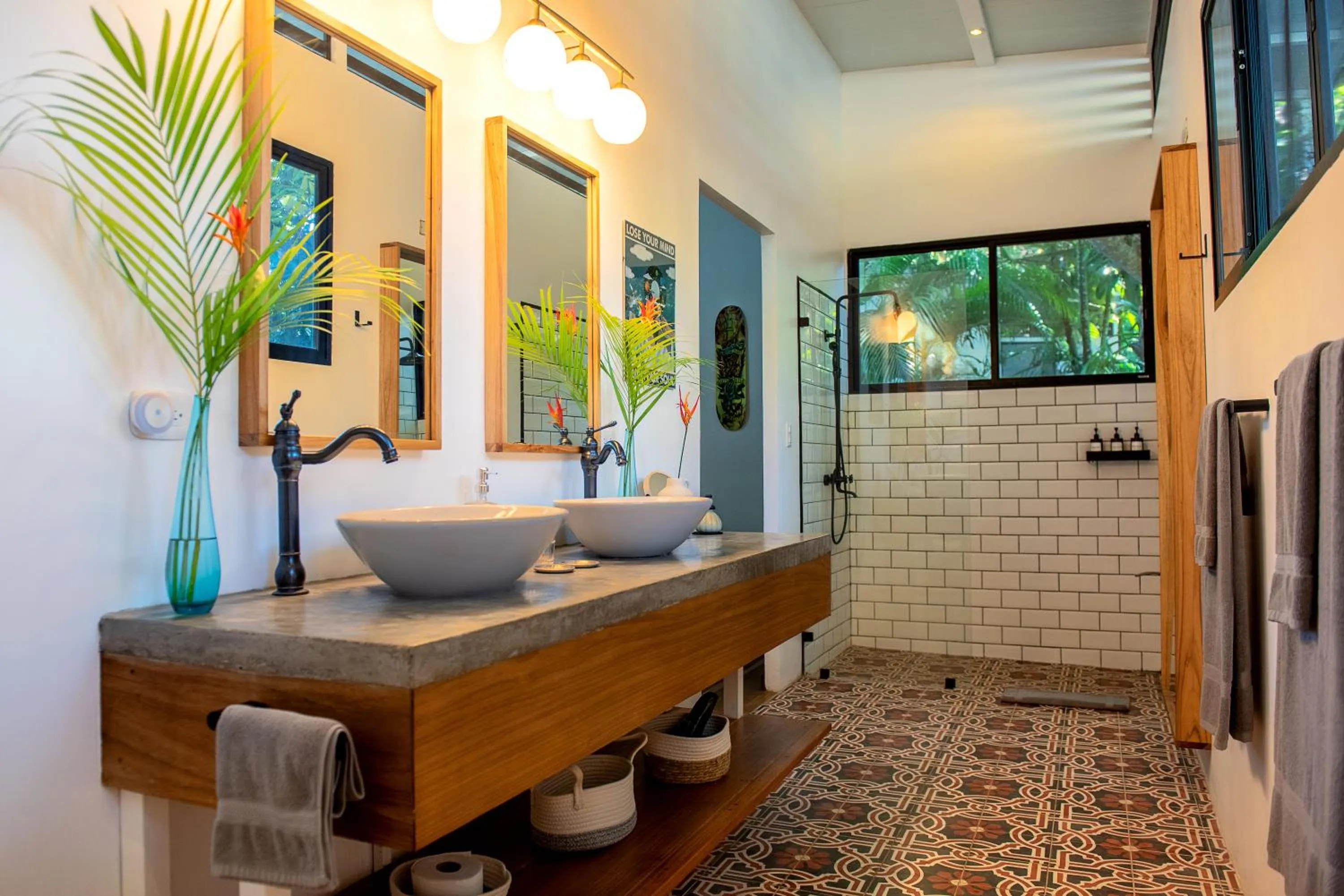 Shower in La Prometida