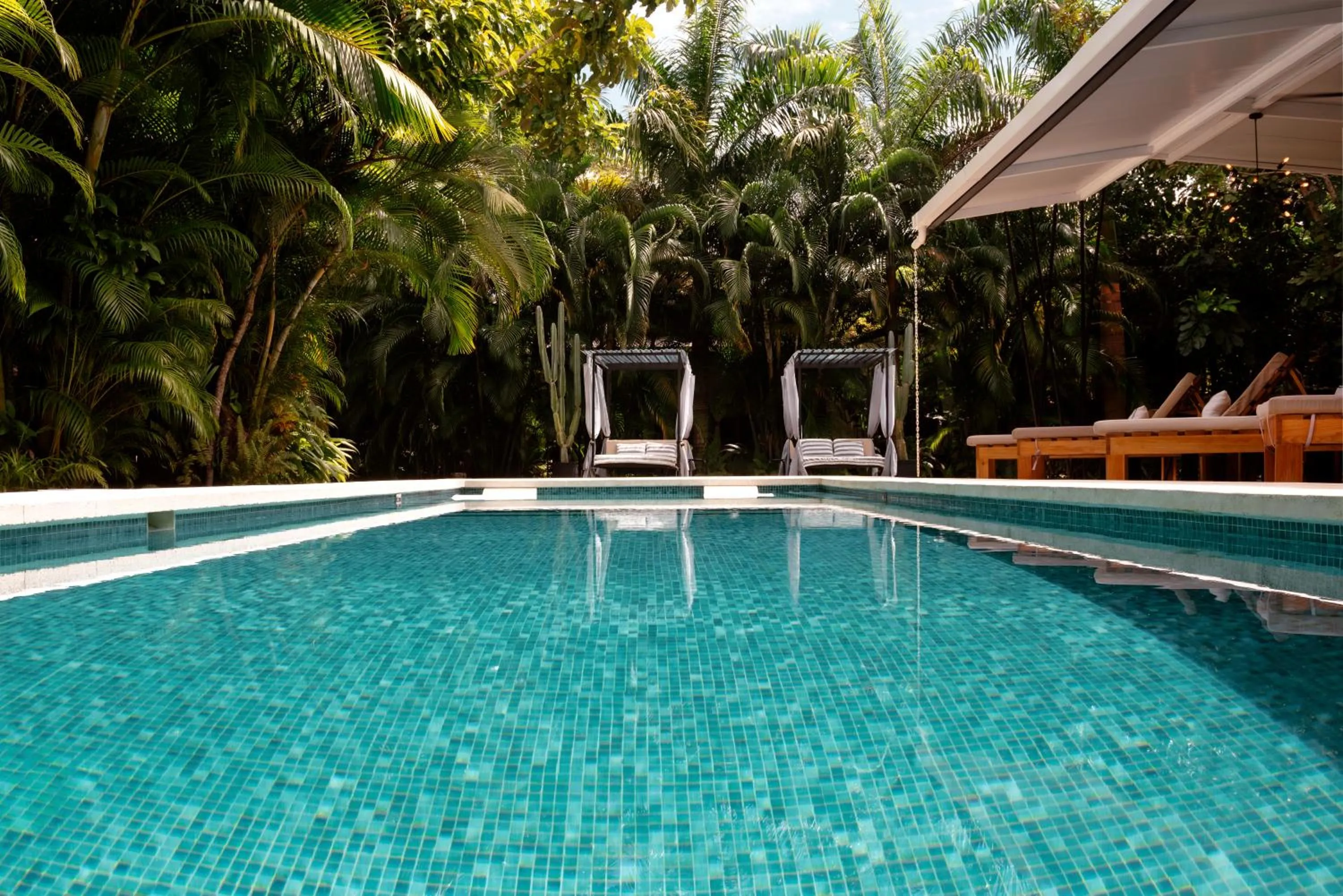 Swimming pool in La Prometida