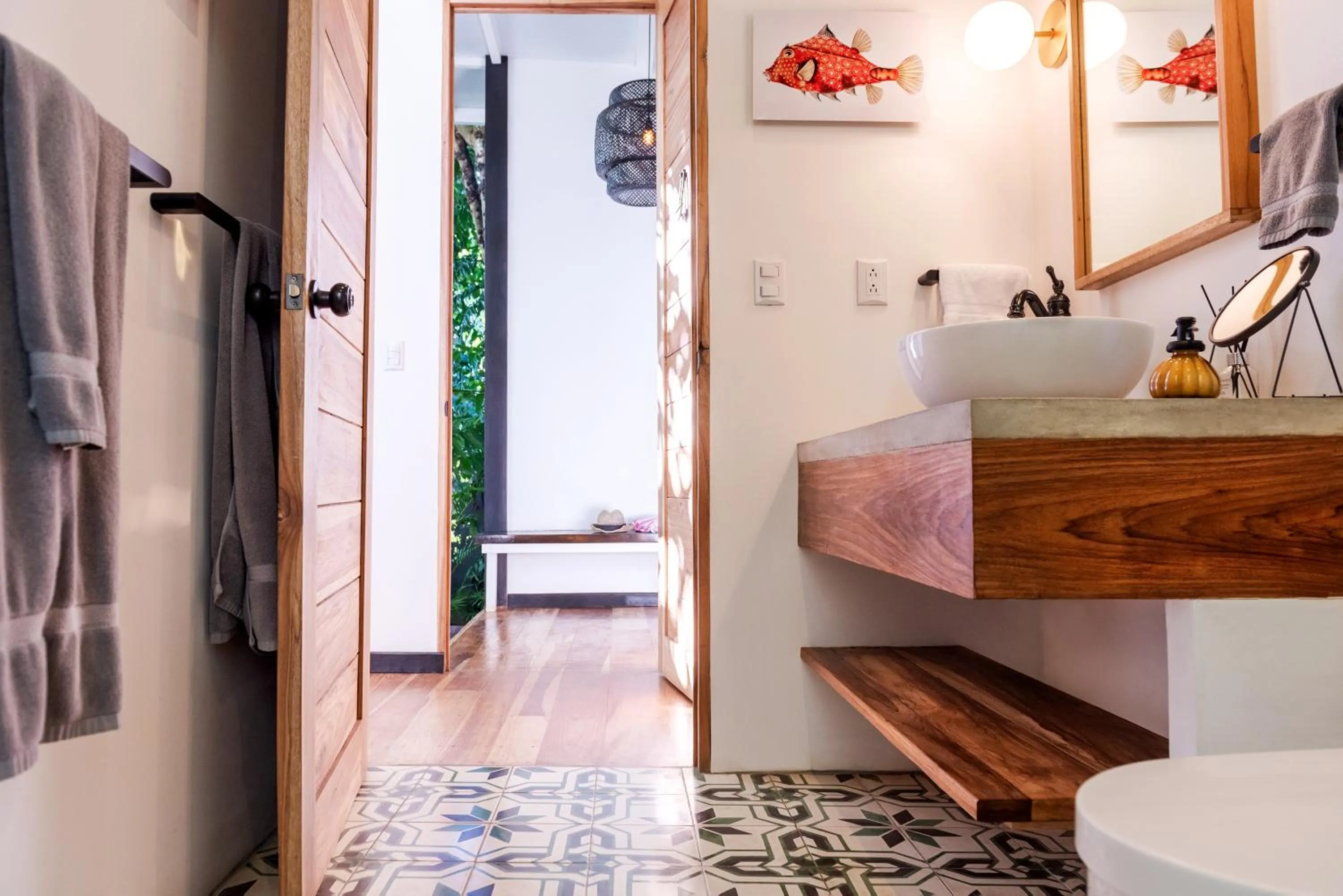 Bathroom, Bed in La Prometida