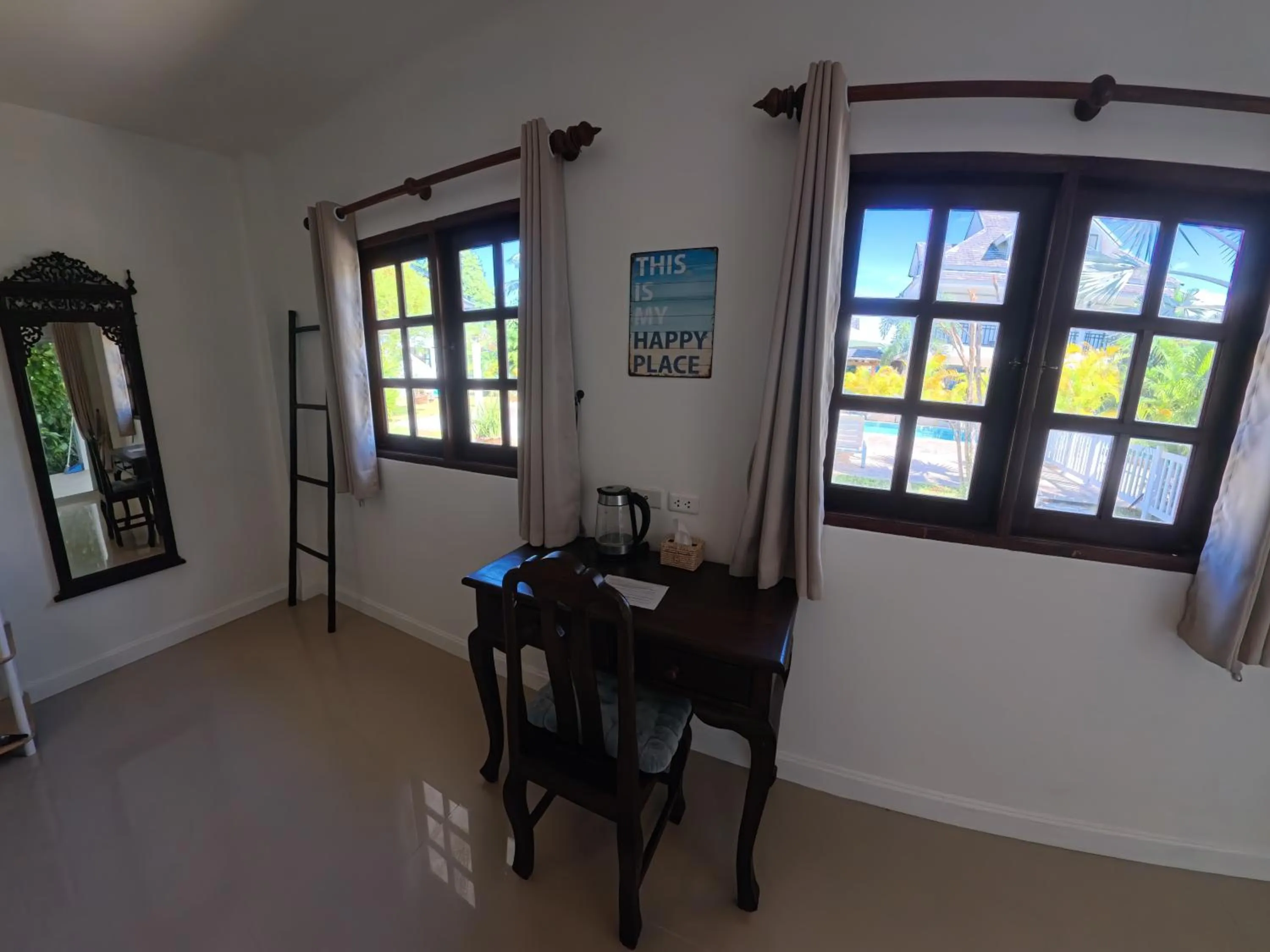 Villa Colina Khao Lak Rooms and Bungalows - Adults Only